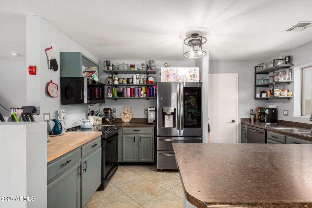 Photo of 113 S 21st Street, Coolidge, AZ 85128 (MLS # 6914095)