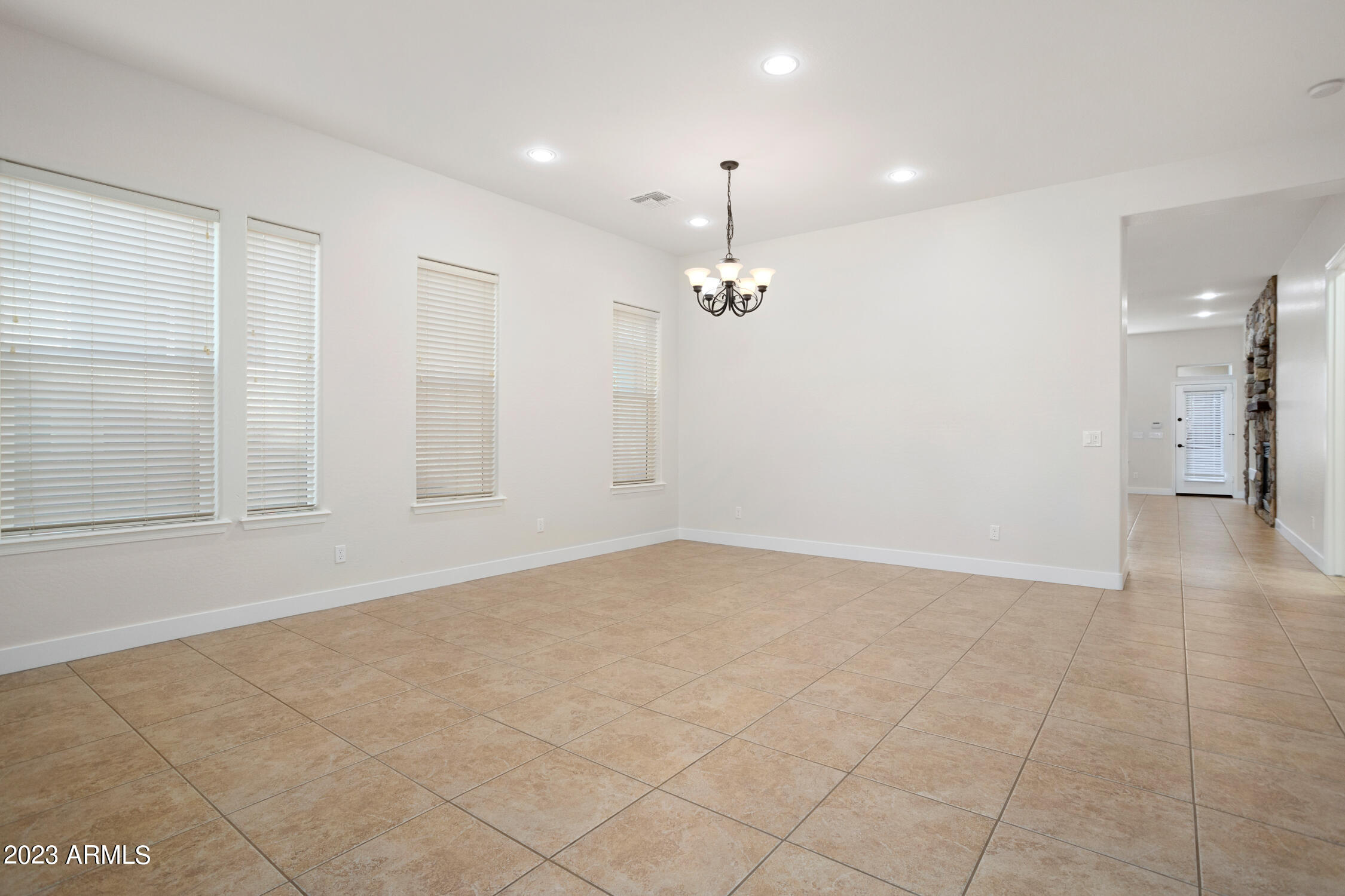 4398 N JACKSON Court