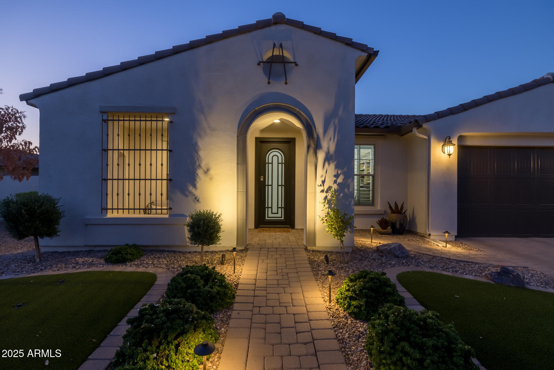 5729 S WINCHESTER --