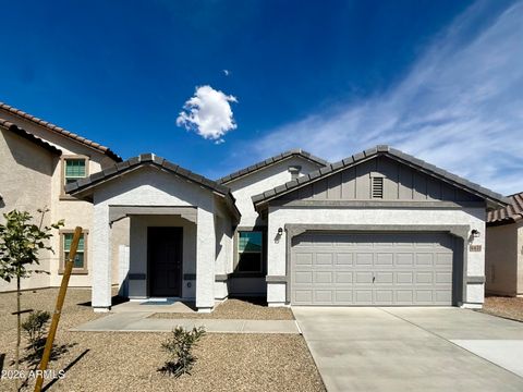 Photo of 6431 S 78th Lane, Phoenix, AZ 85043 (MLS # 7006287)
