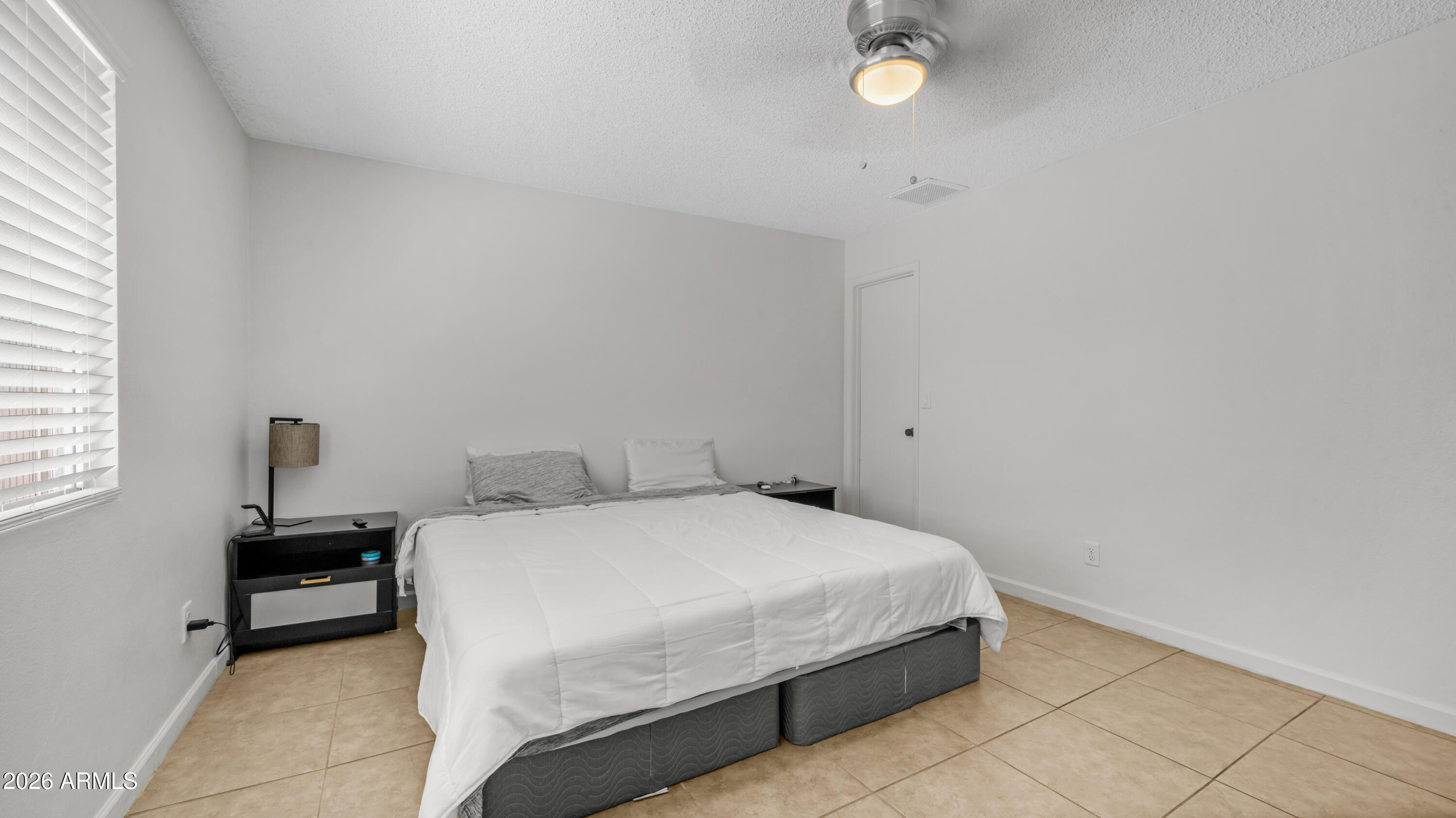 4421 W DAILEY Street