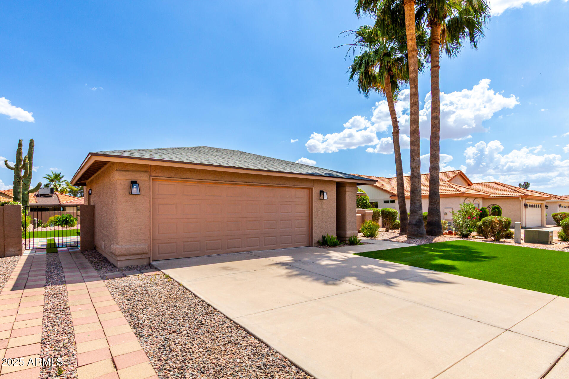 10437 E CHESTNUT Drive