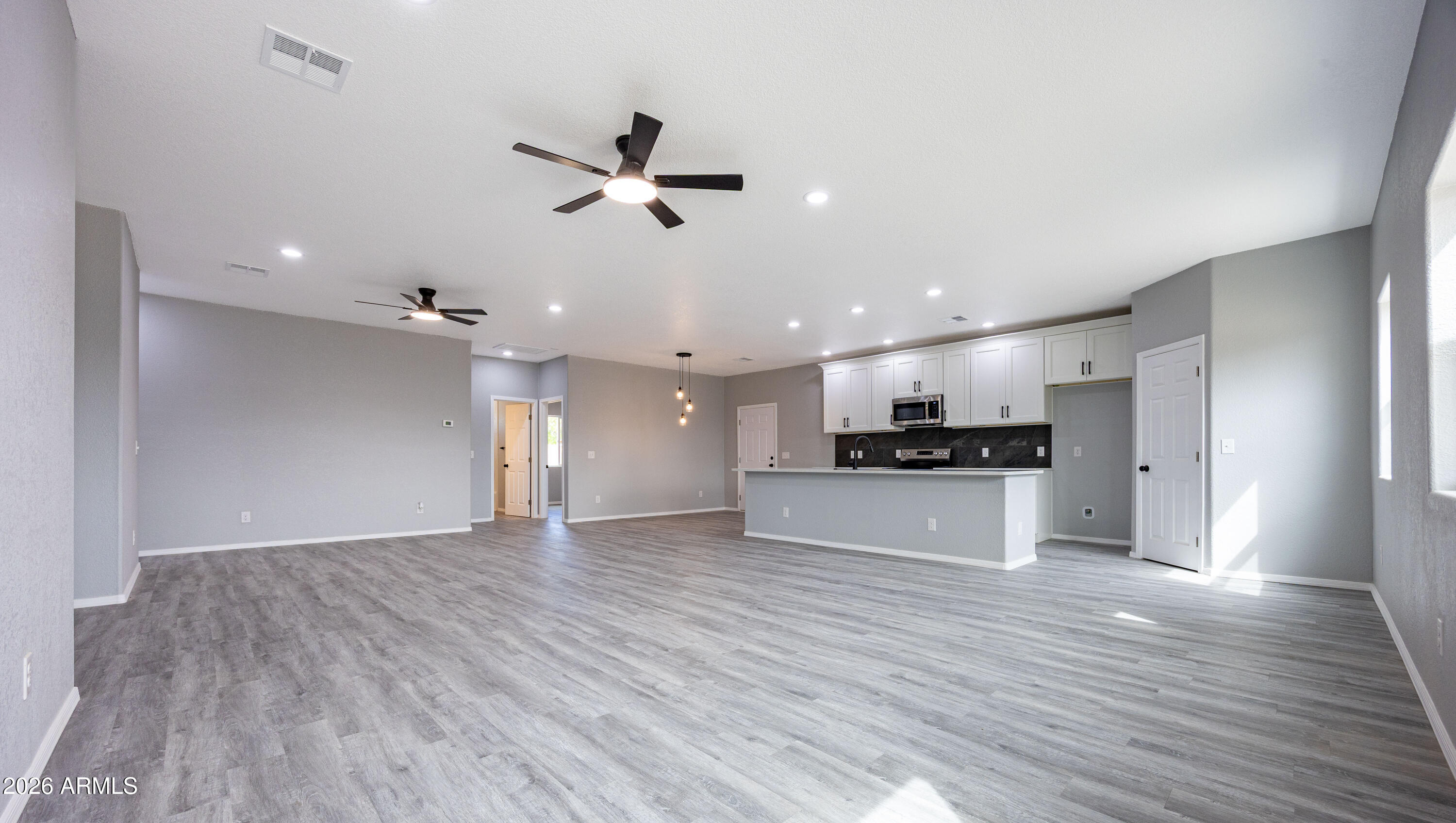 2389 N Calle Sereno -- E