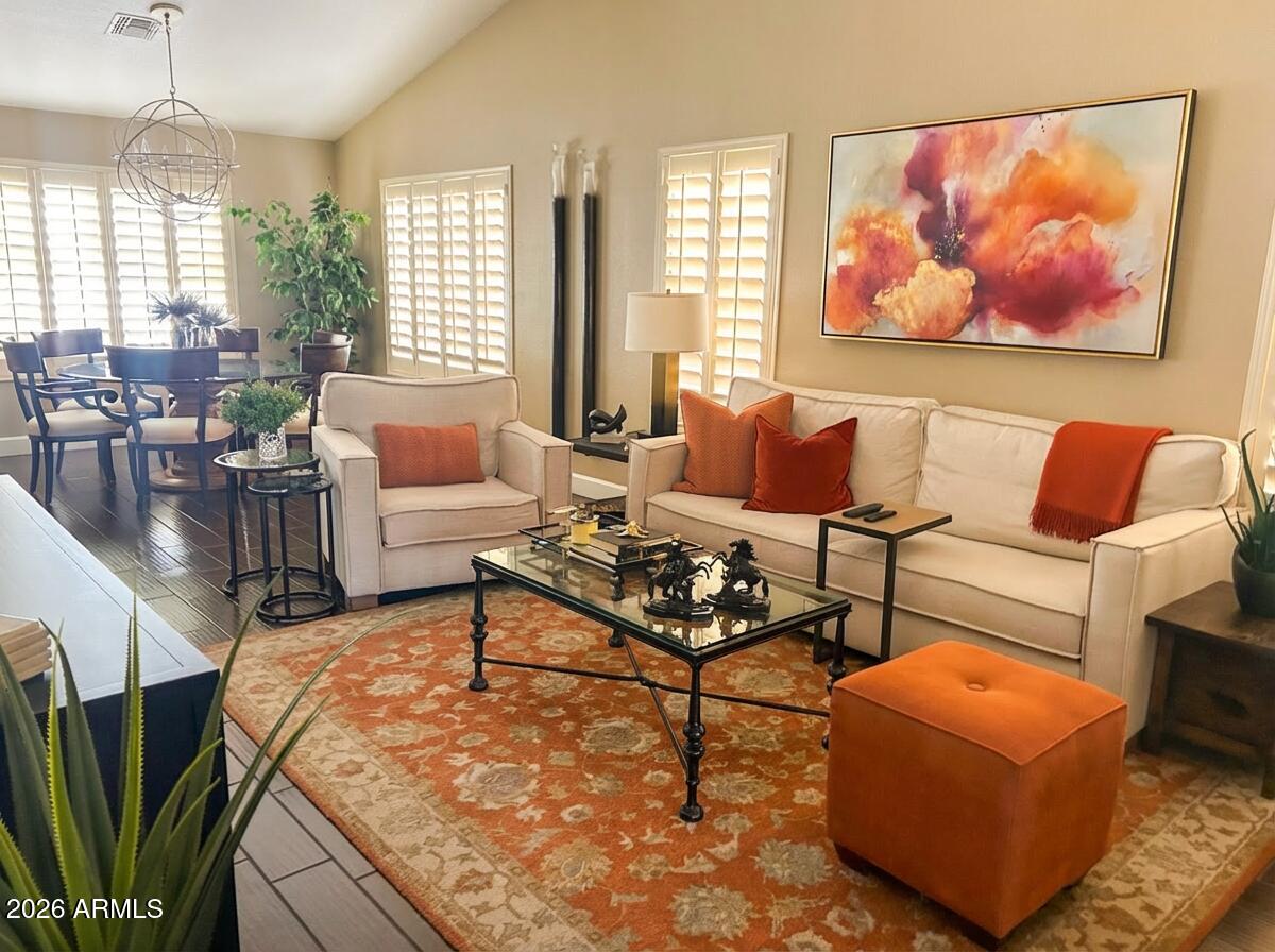 10360 E SUTTON Drive