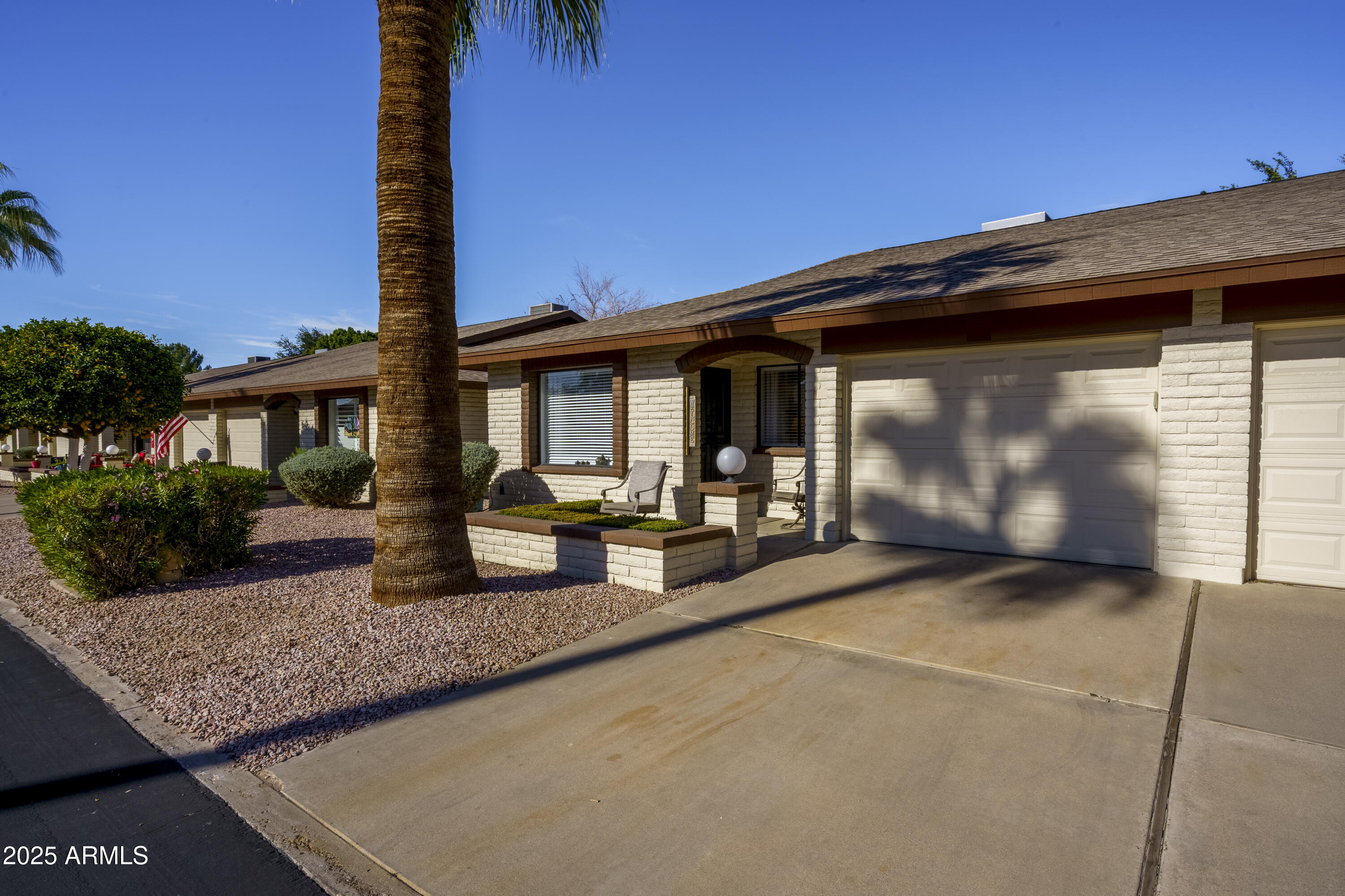 2064 S FARNSWORTH Drive 60