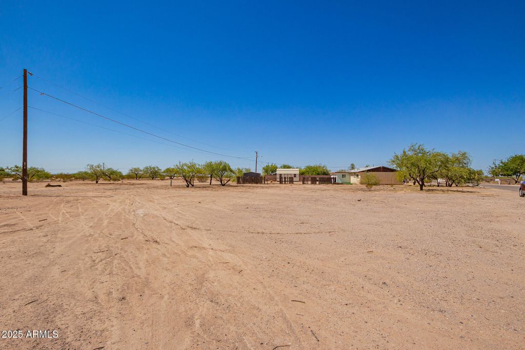 Photo of 4120 N Roble Circle #10, Eloy, AZ 85131 (MLS # 6885825)