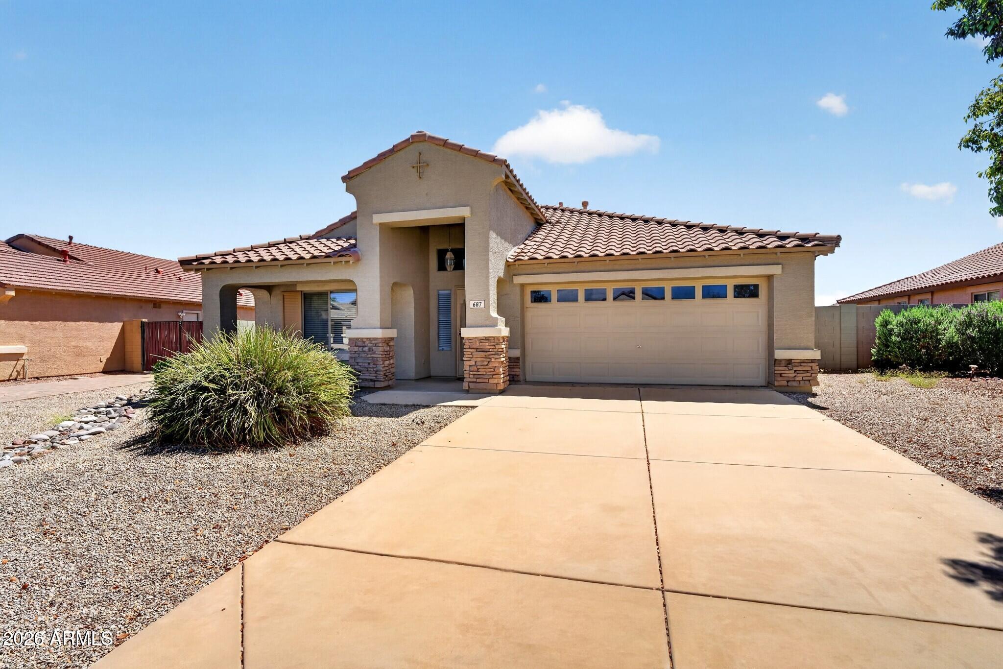 687 E PALOMINO Way