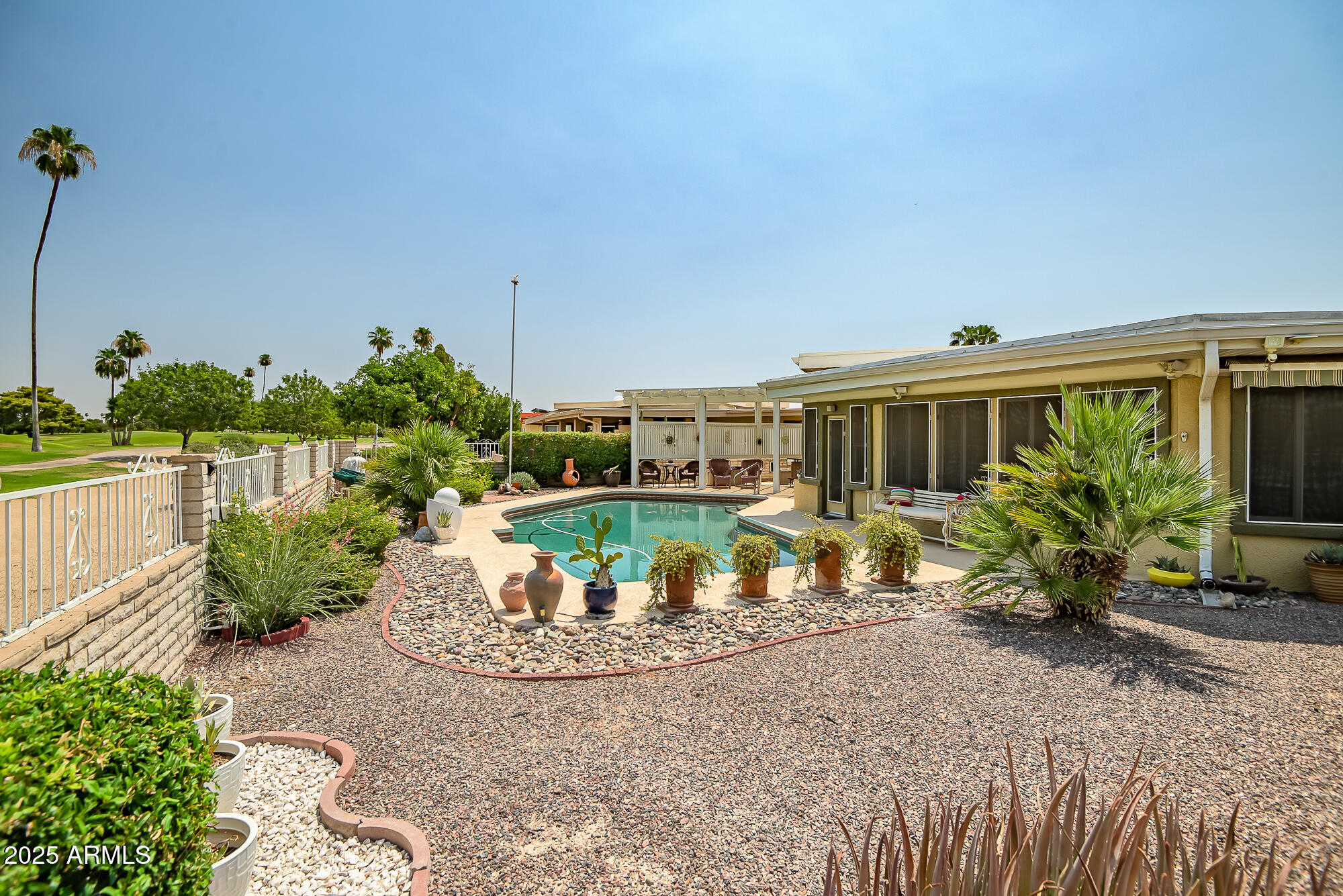 10814 W PALMERAS Drive