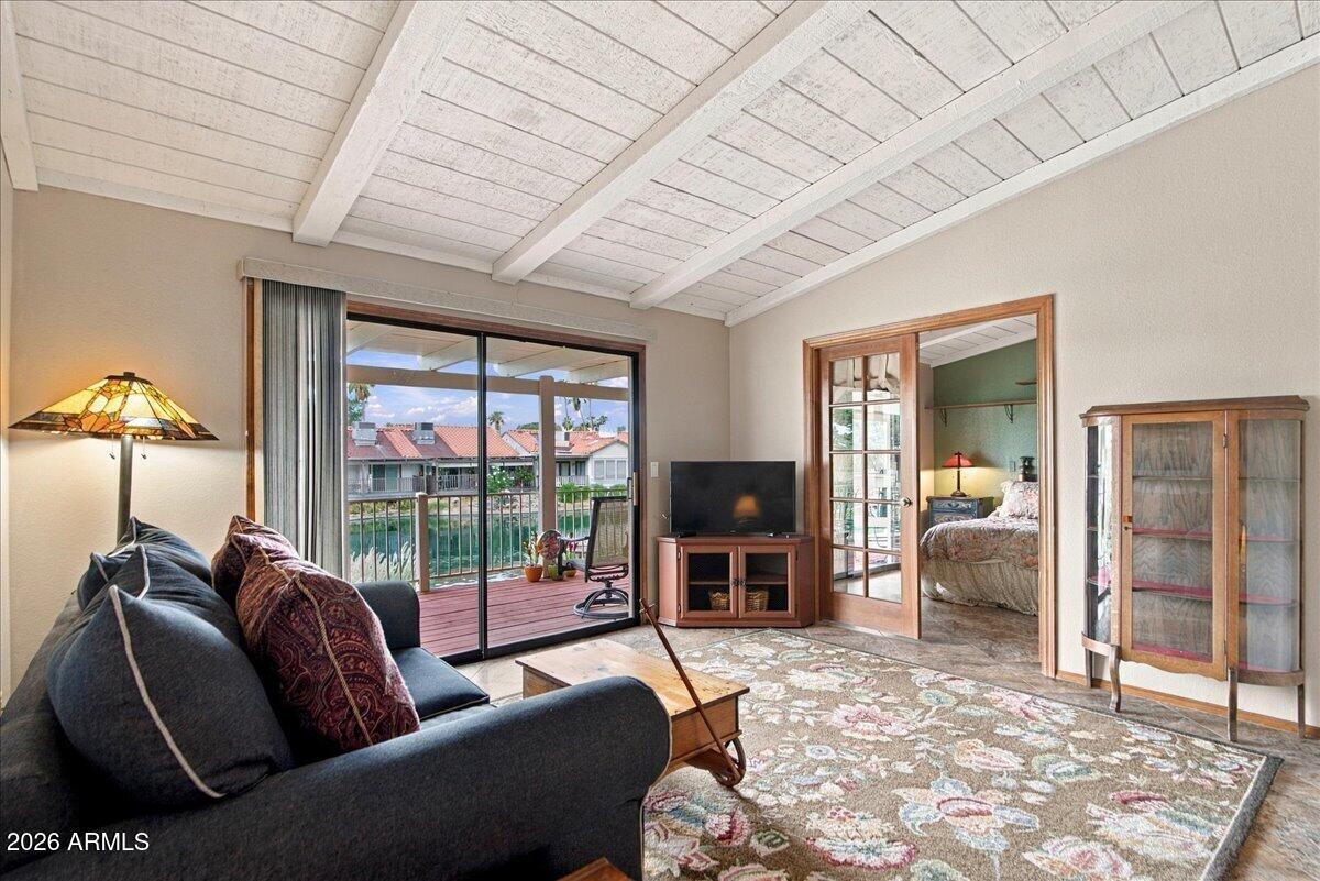 684 LEISURE WORLD --
