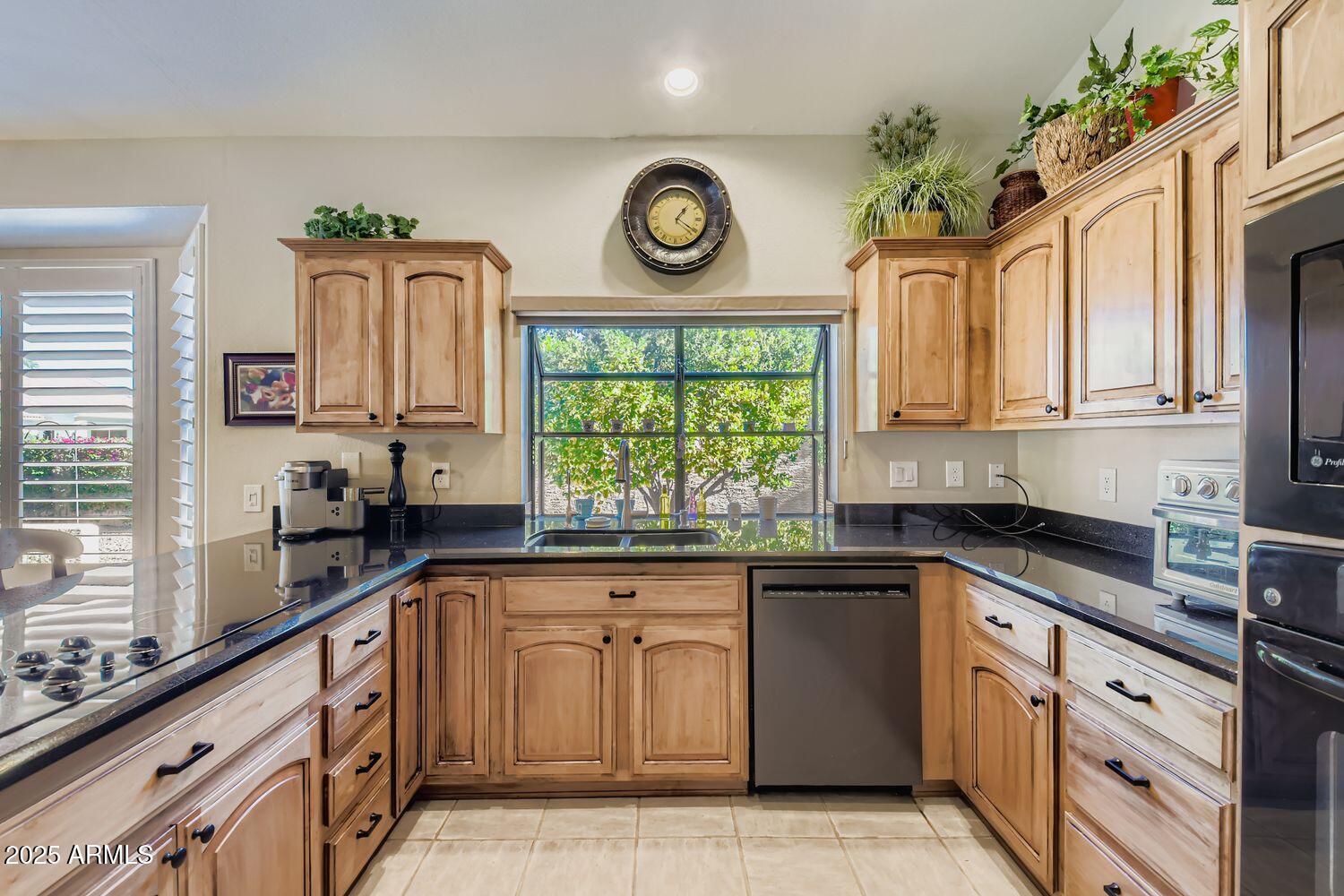 10536 E HERCULES Drive