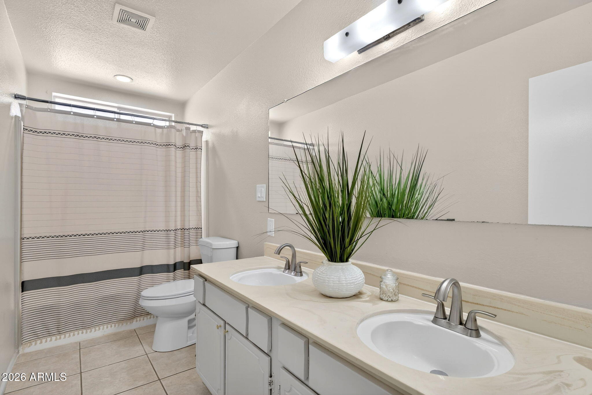 CONTINENTAL MEADOWS NORTH UNIT 5 - Residential