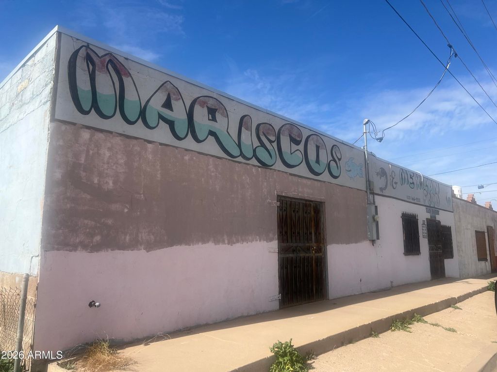 Photo of 86 N Main Street, Eloy, AZ 85131 (MLS # 6967202)