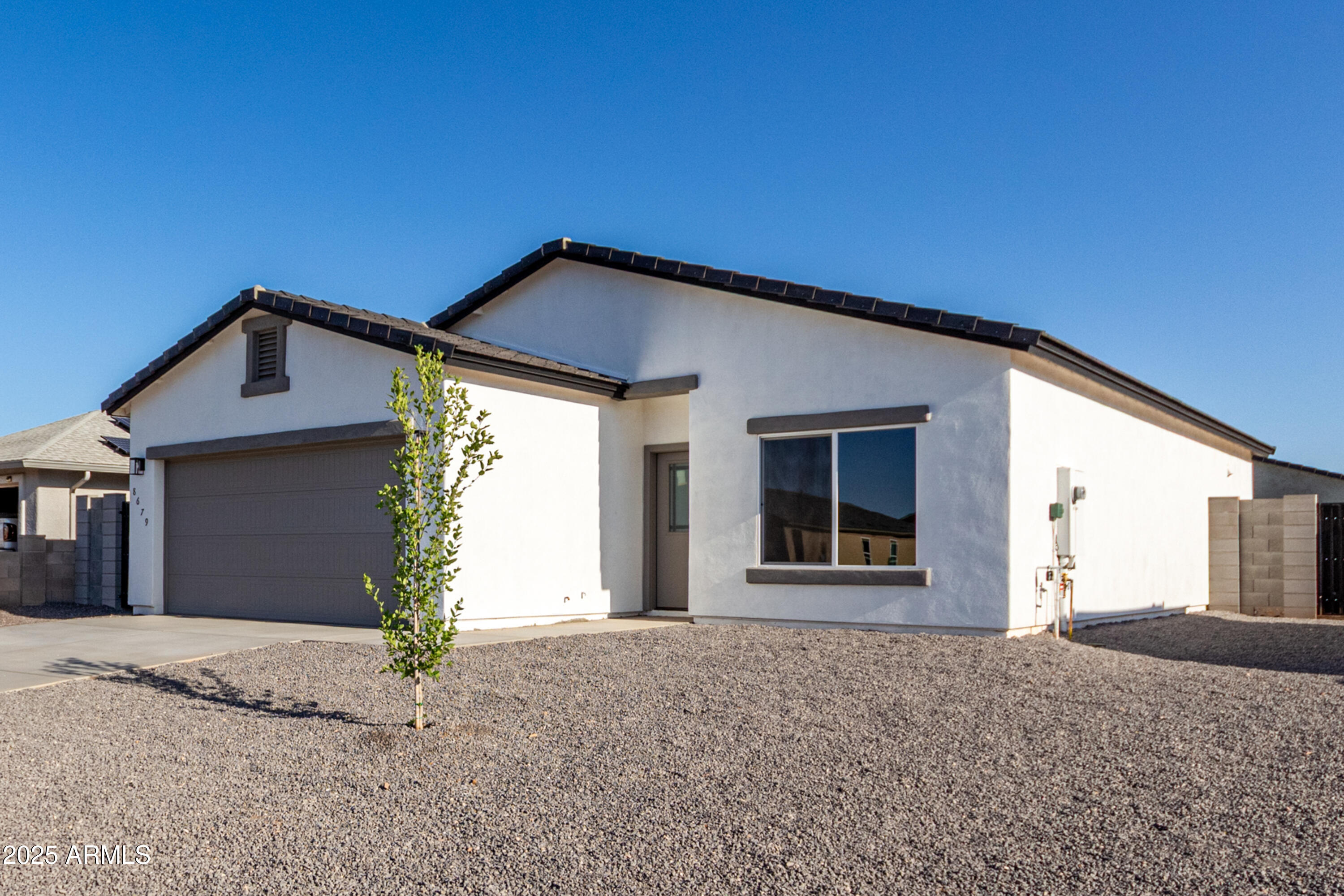 8679 W RAVEN Drive