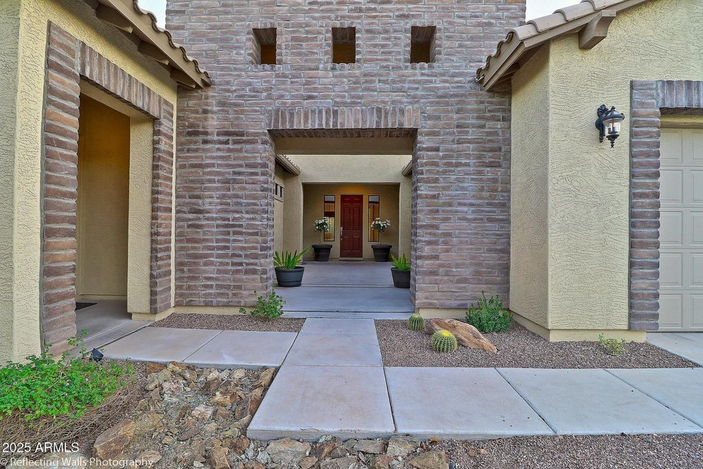 Photo of 3163 E Los Altos Court, Gilbert, AZ 85297 (MLS # 6937754)