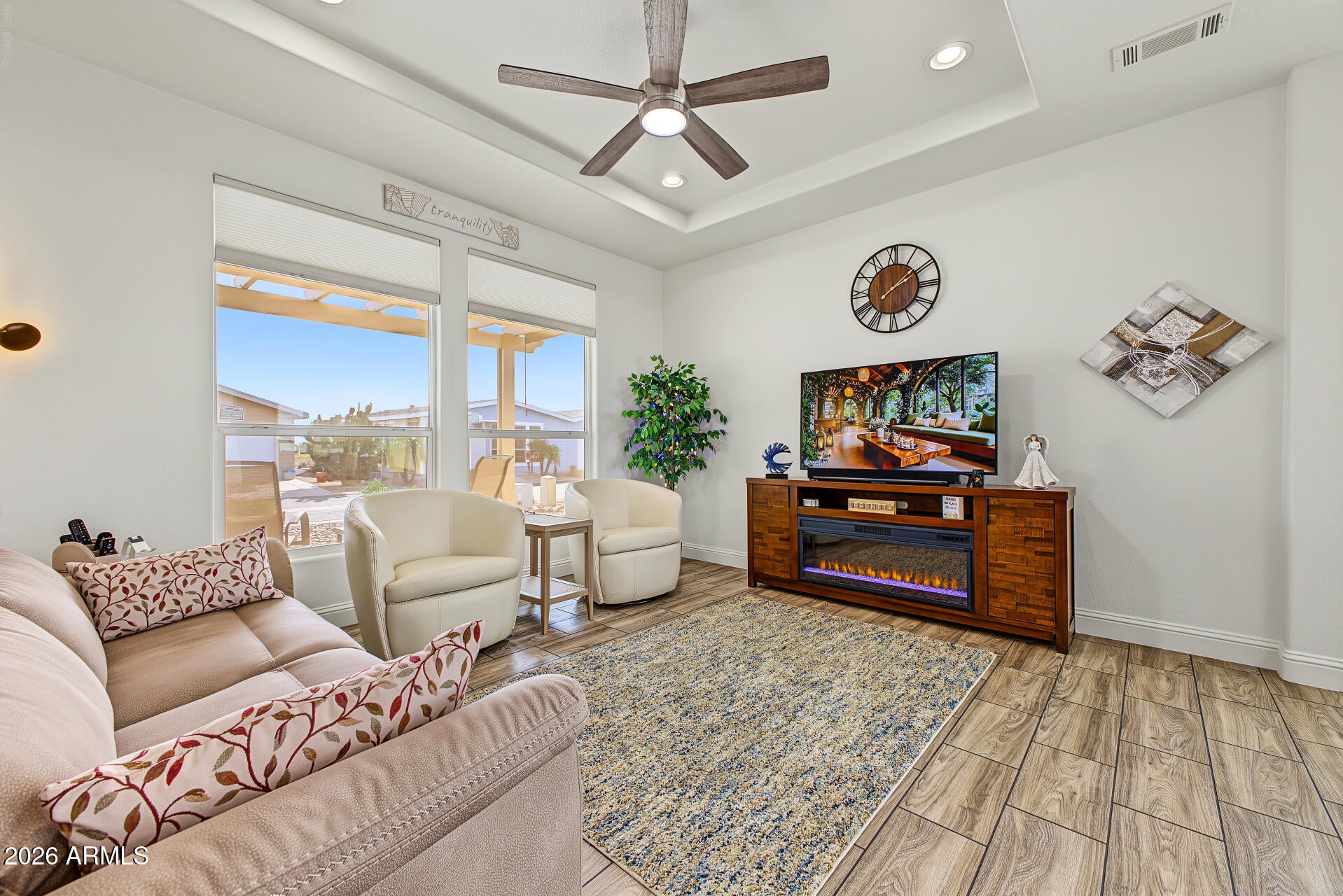 3301 S GOLDFIELD Road 6036
