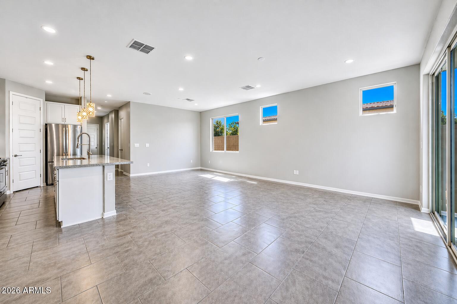 18822 W MEDLOCK Drive