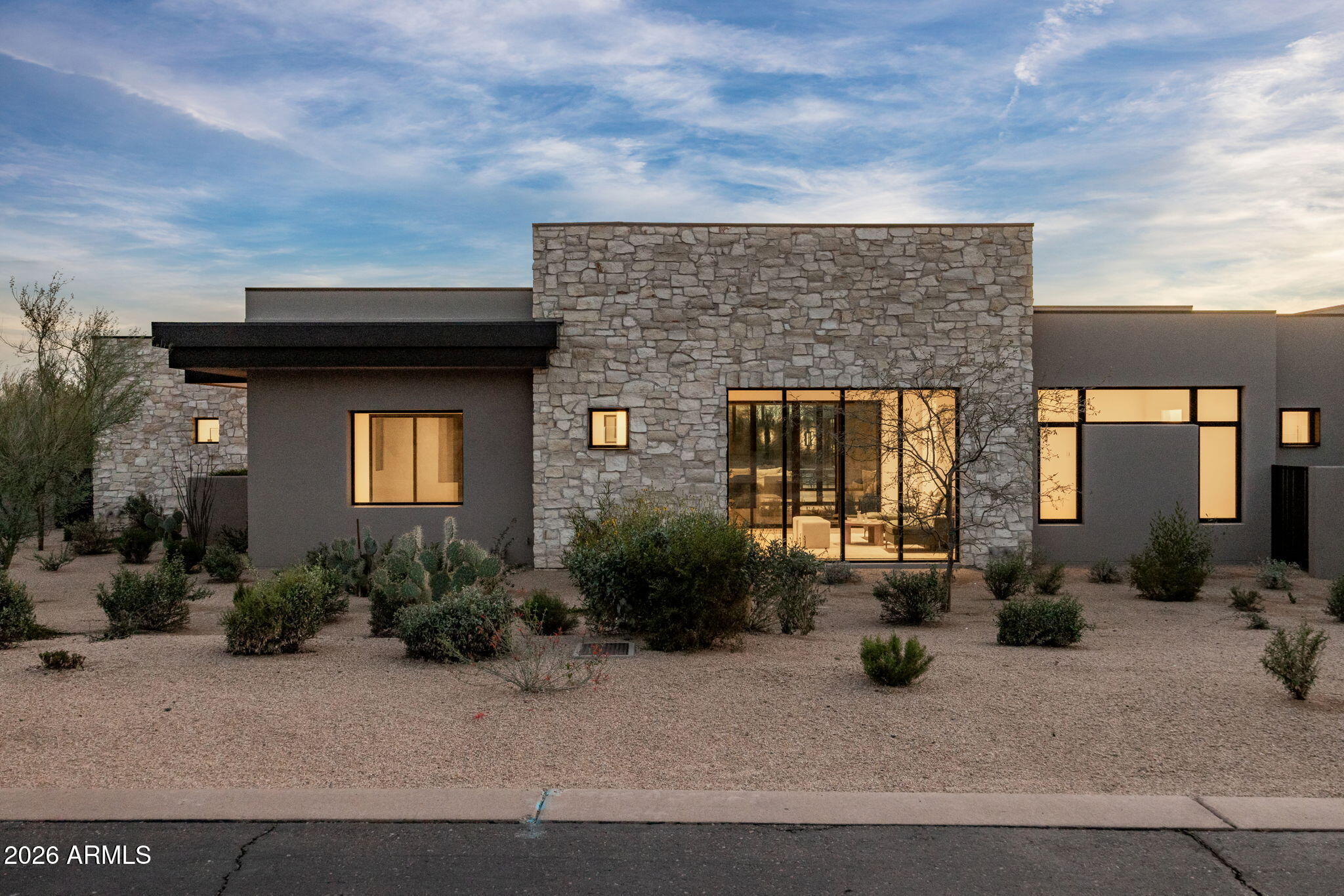 7498 E WHISPER ROCK Trail