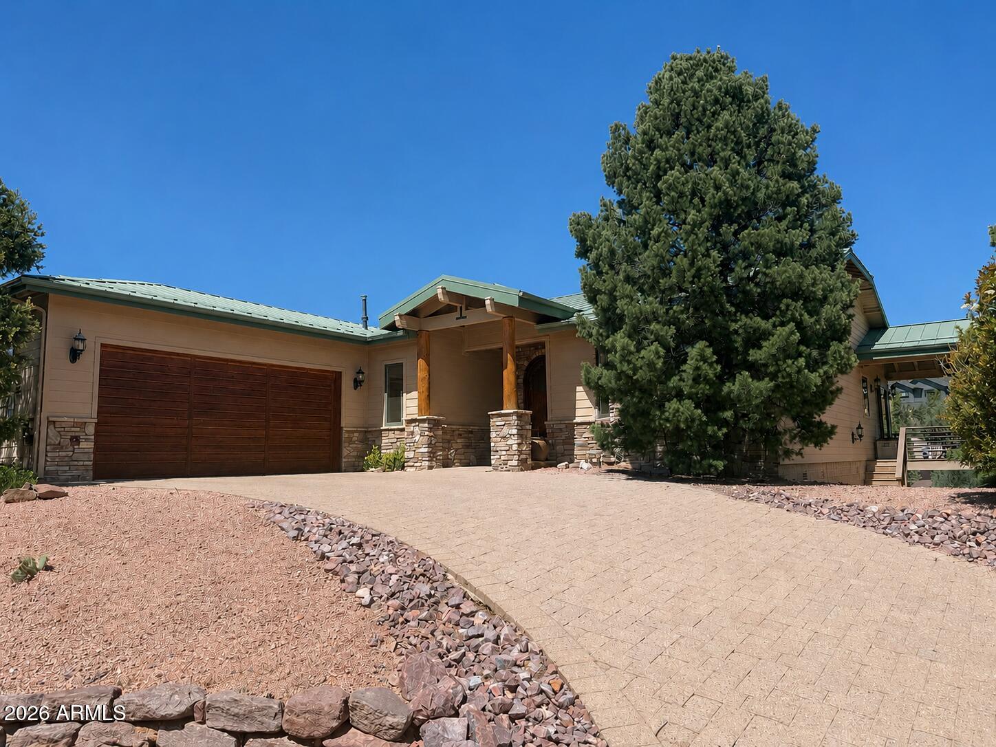 WHISPER RIDGE - Residential