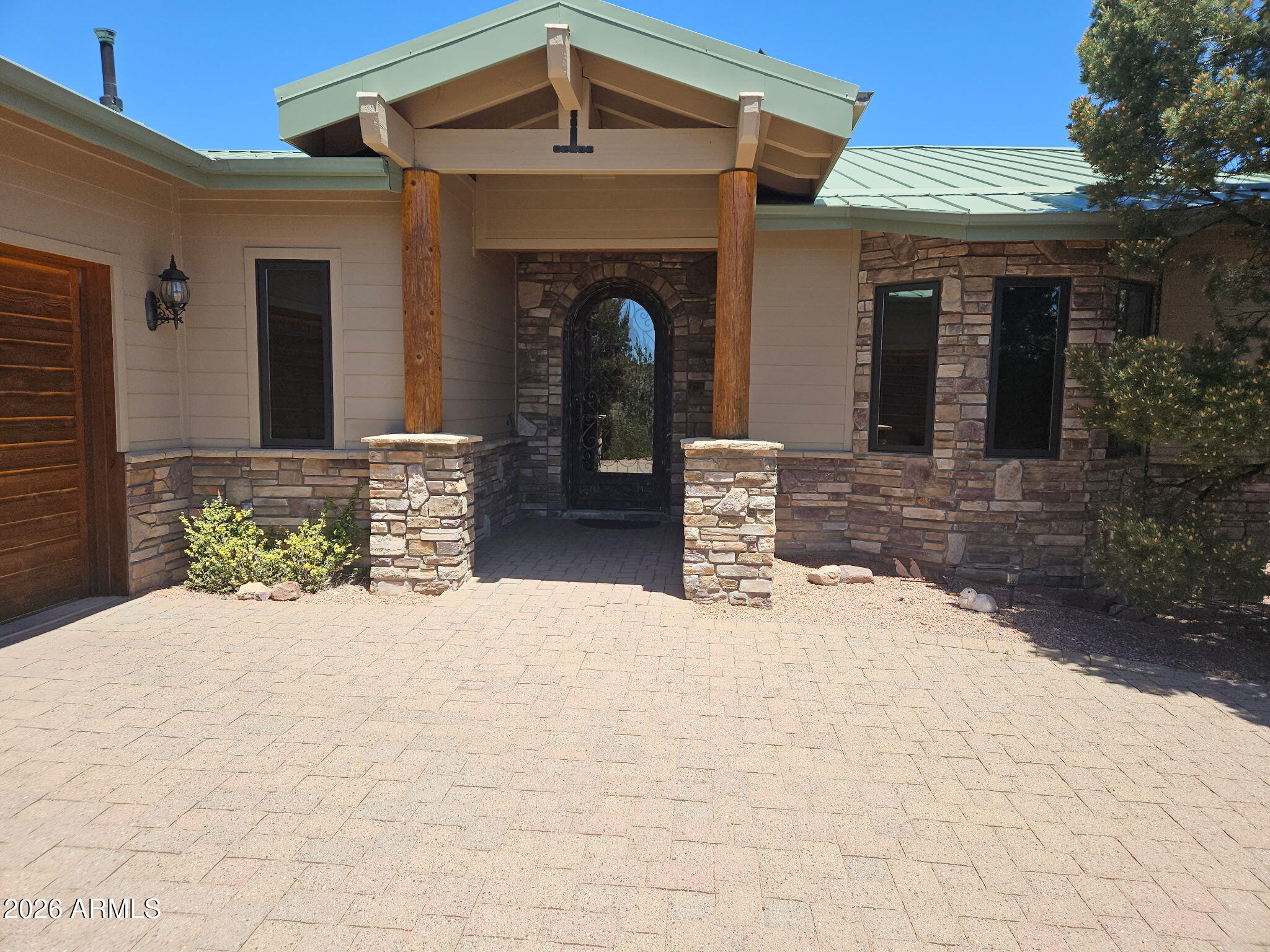 WHISPER RIDGE - Residential