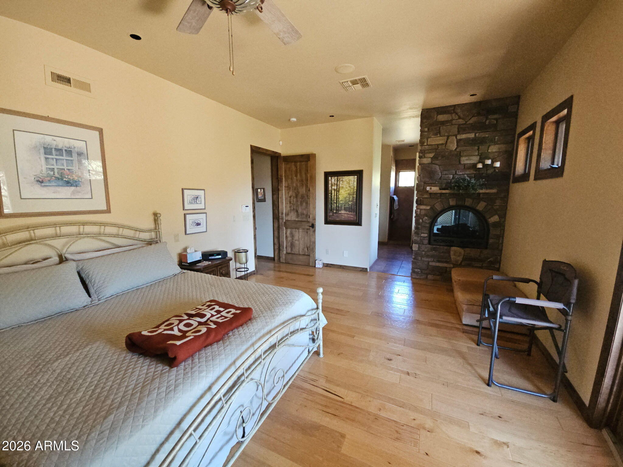 WHISPER RIDGE - Residential
