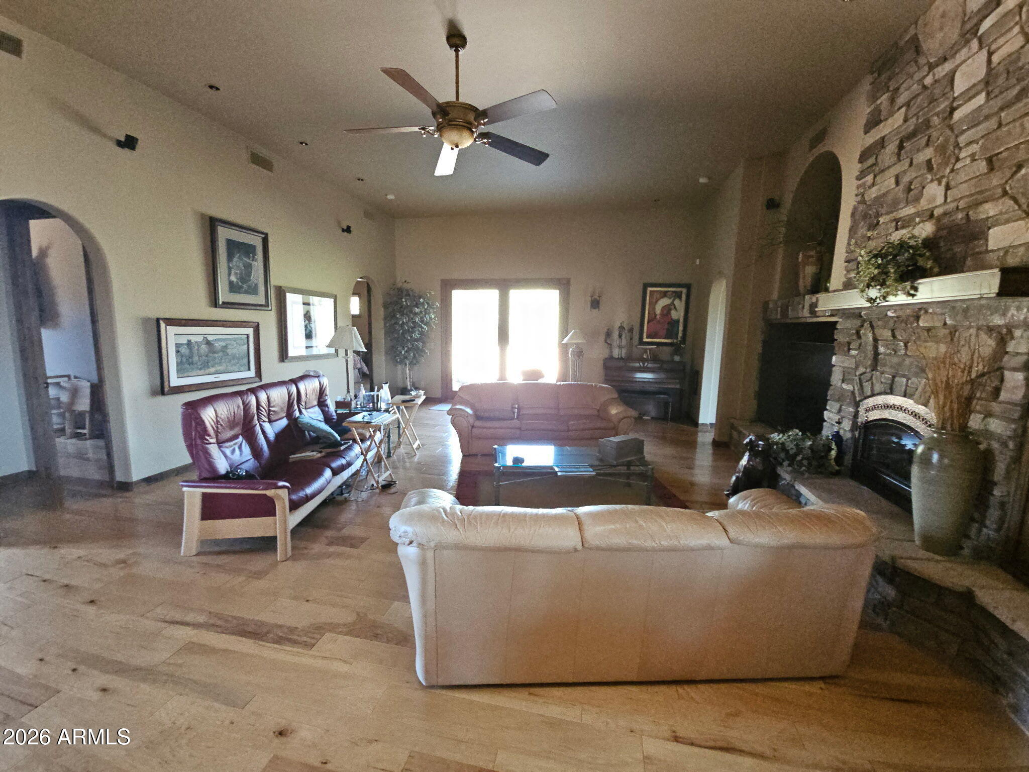 WHISPER RIDGE - Residential