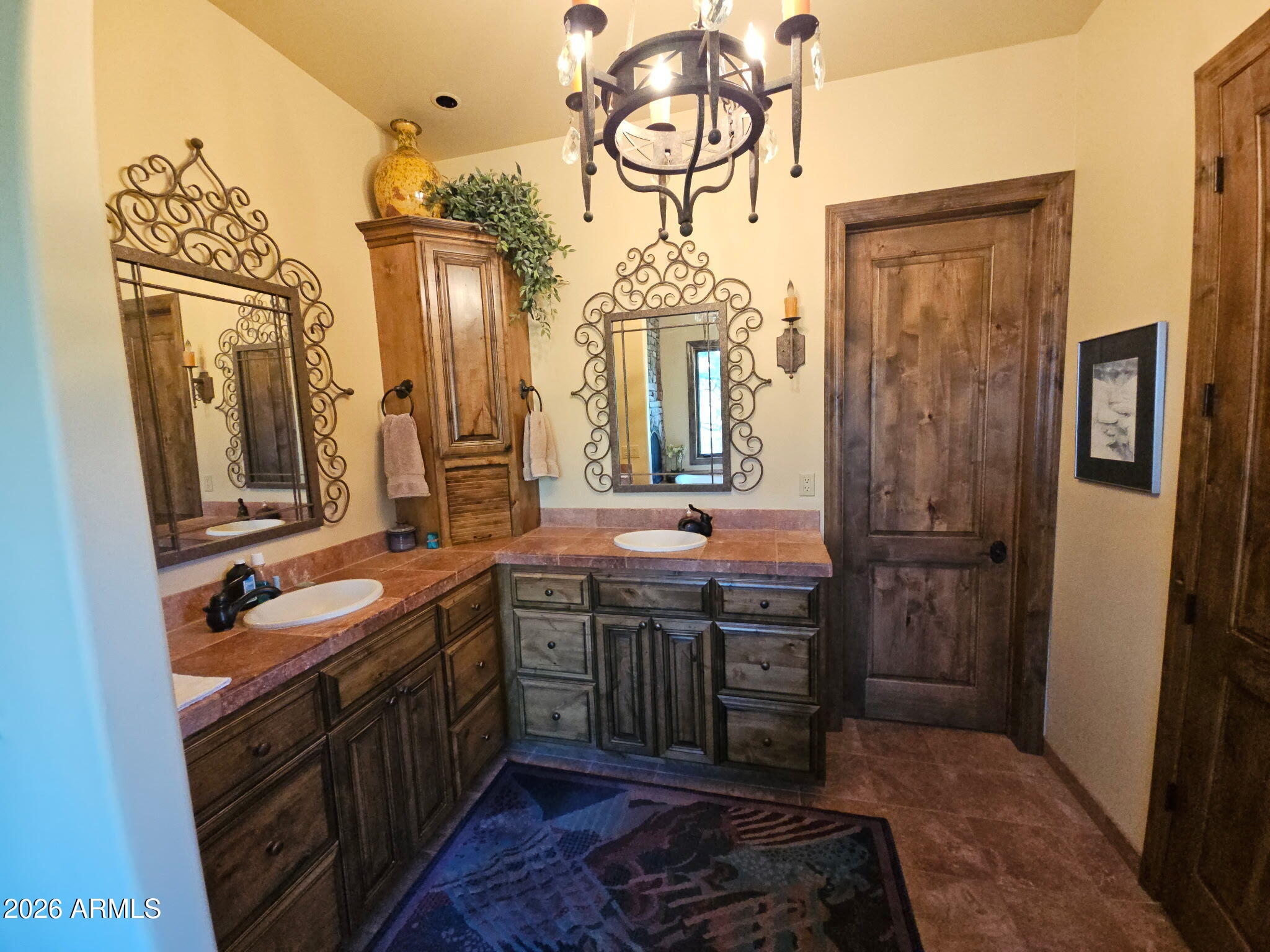 WHISPER RIDGE - Residential