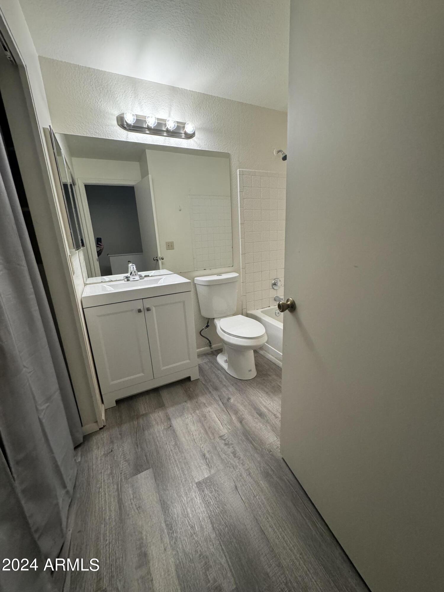 1601 N SABA Street 312