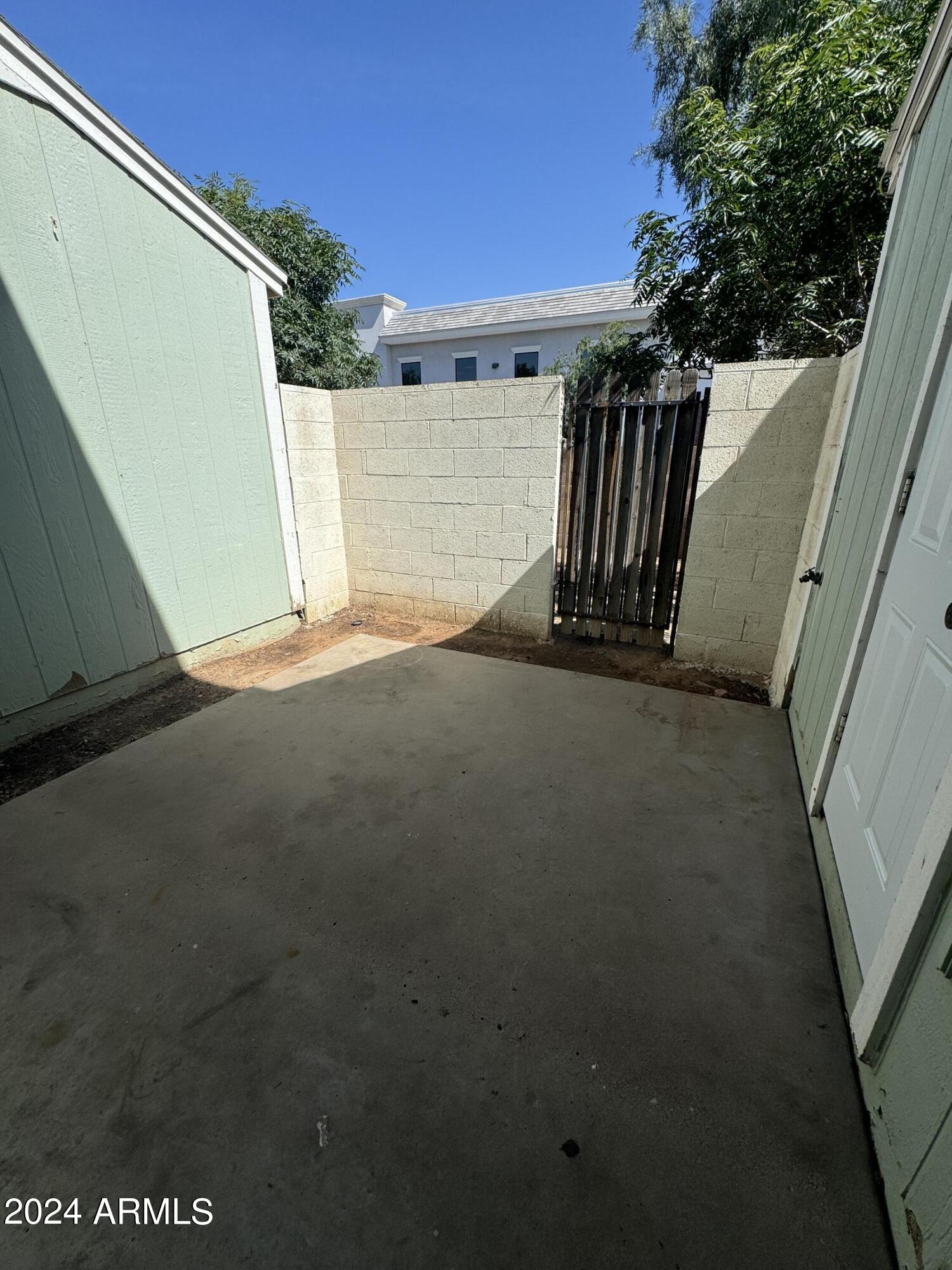 1601 N SABA Street 312