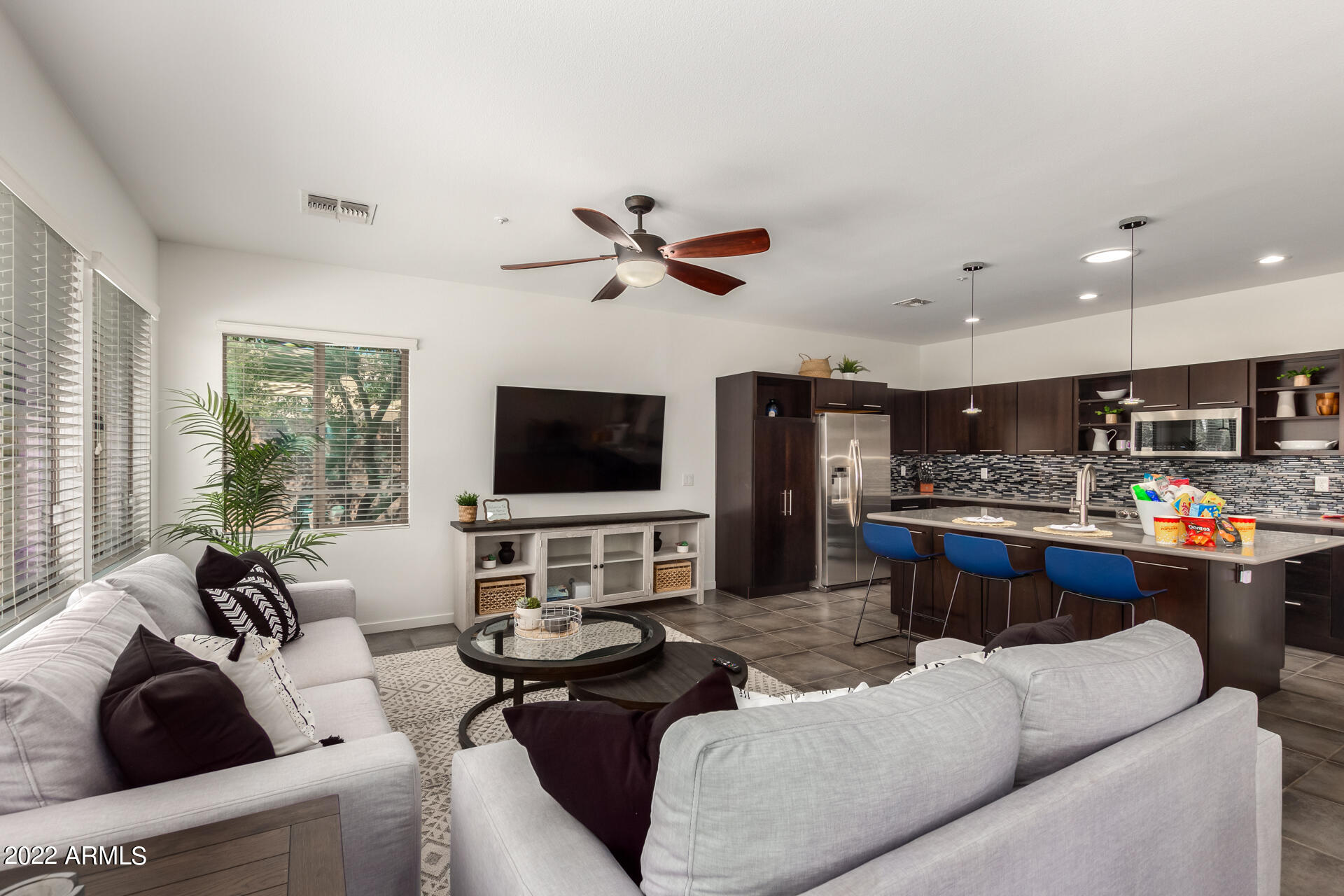 3560 E MERLOT Street