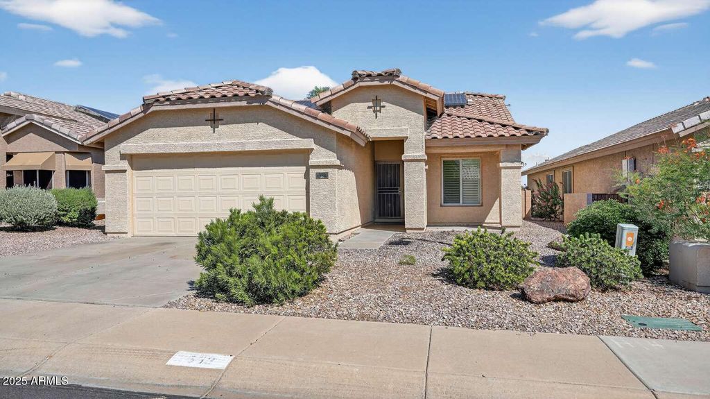 Photo of 553 S 233rd Drive, Buckeye, AZ 85326 (MLS # 6935342)