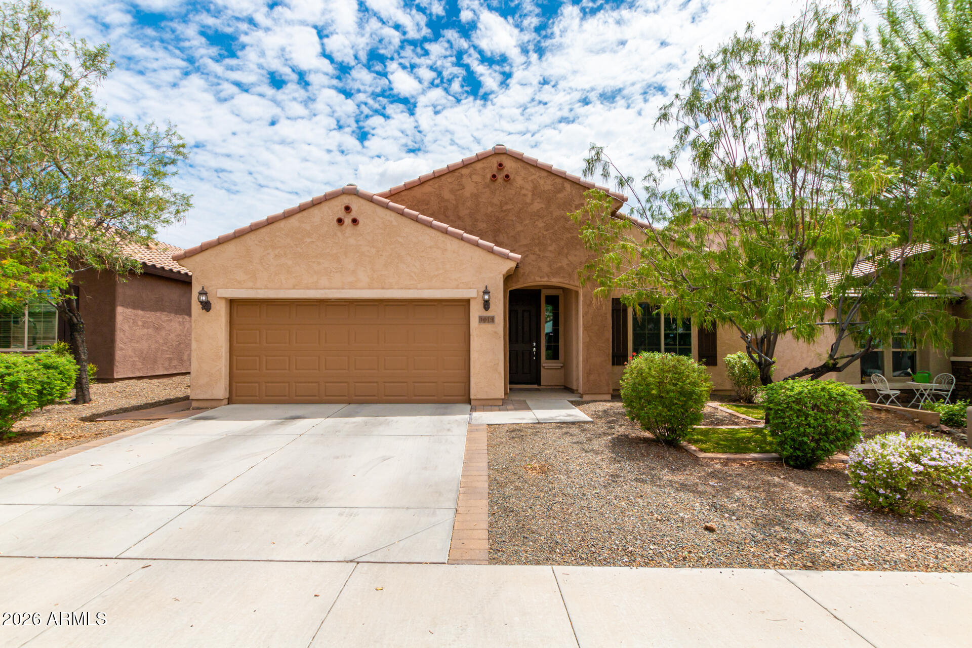 1019 W Spur Drive