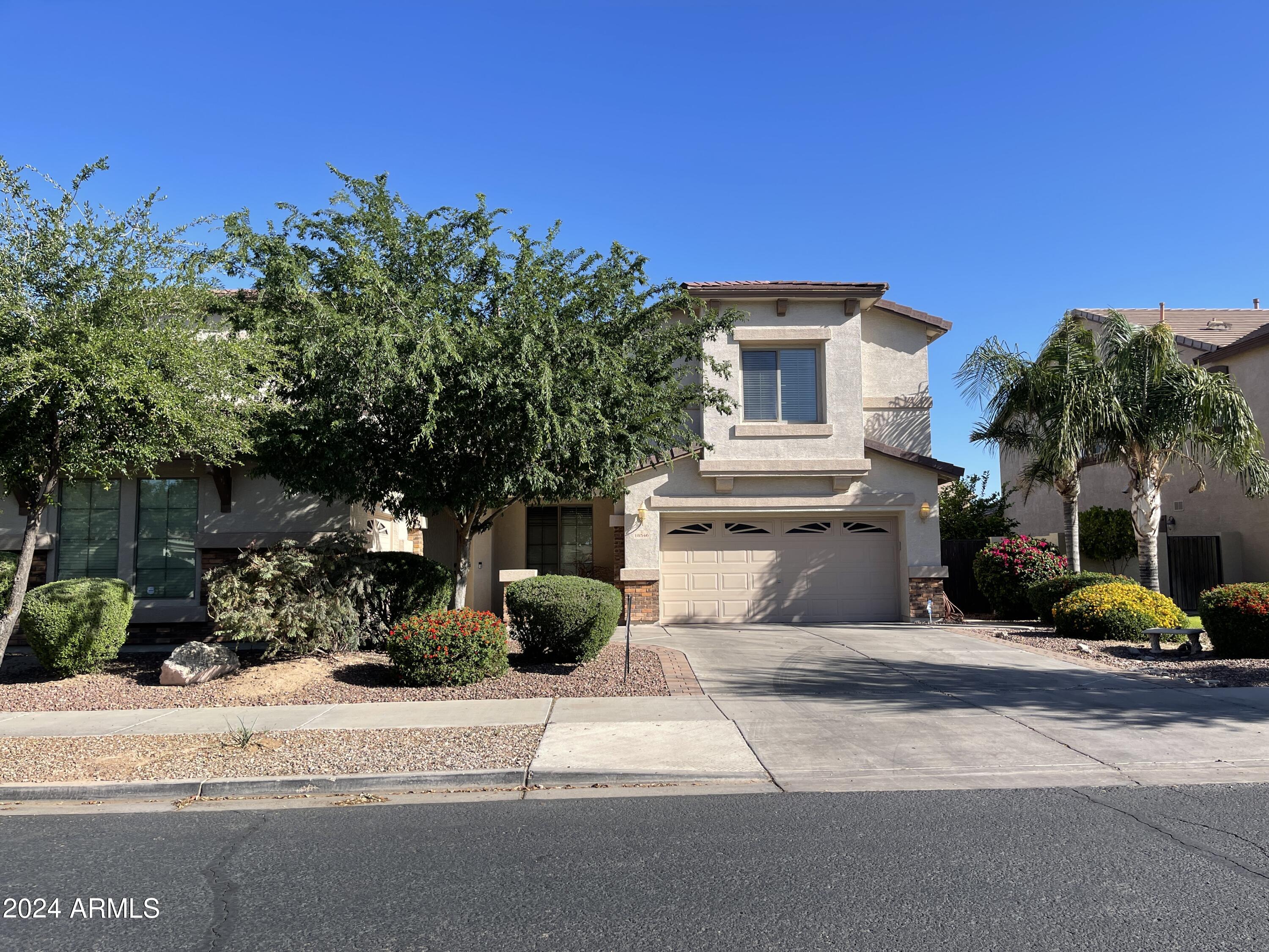 18546 E OAK HILL Lane