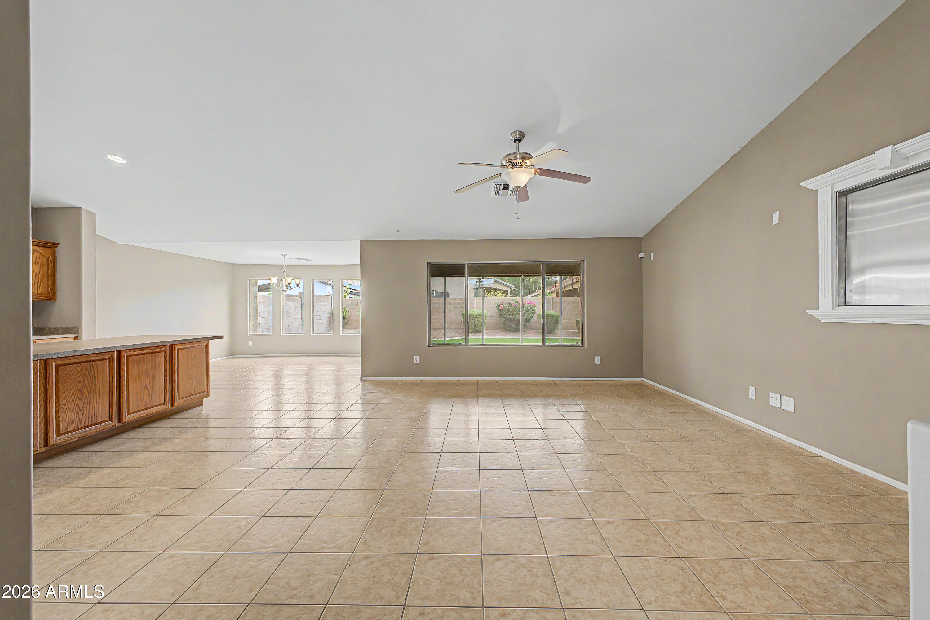 1657 E BAKER Drive E