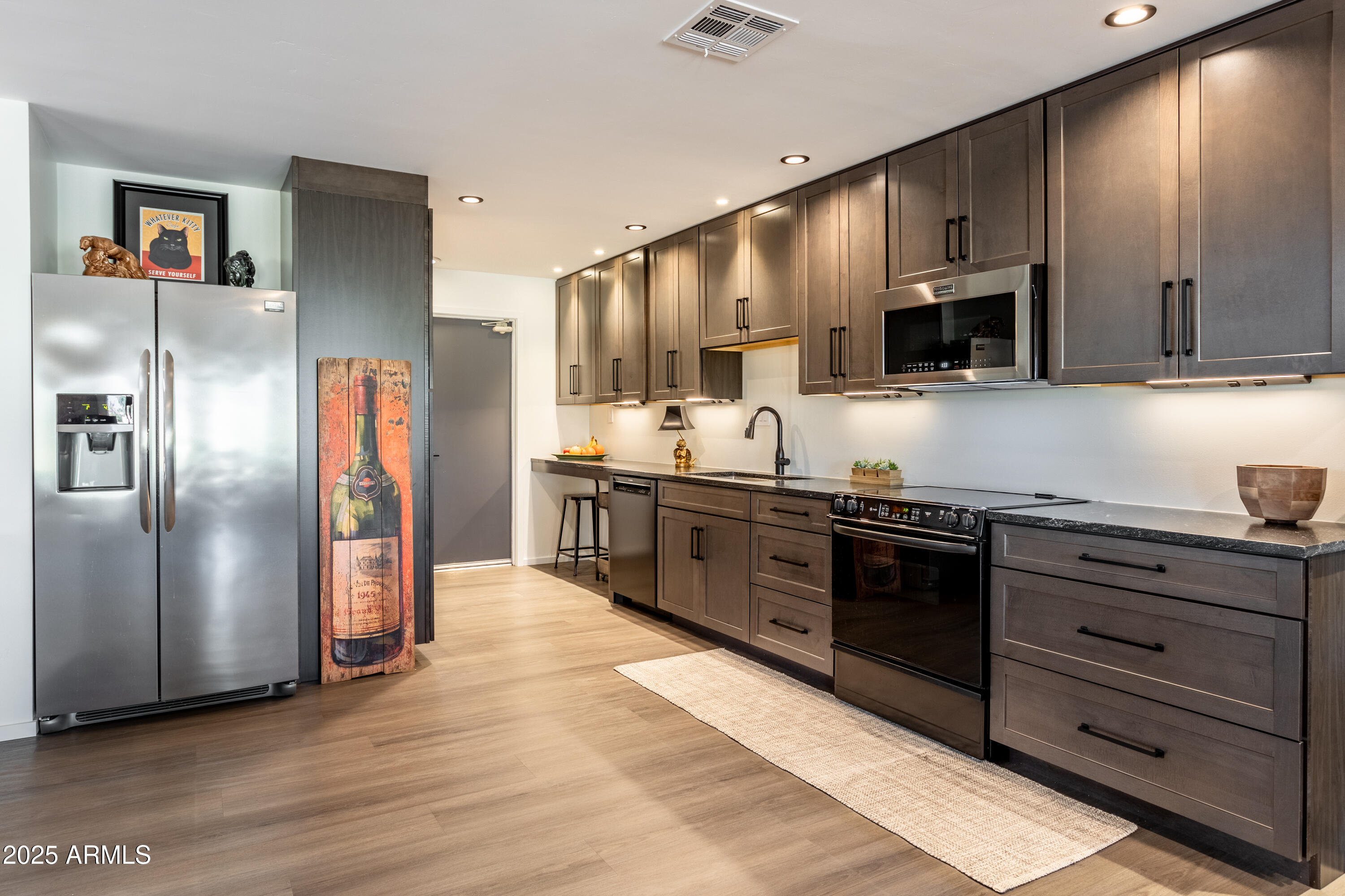 949 S 79TH Way