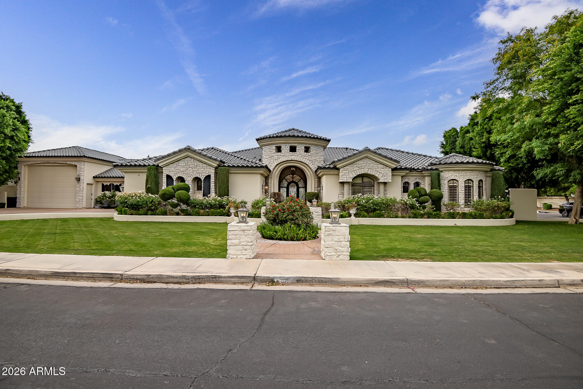 HERMOSA VISTAS - Residential