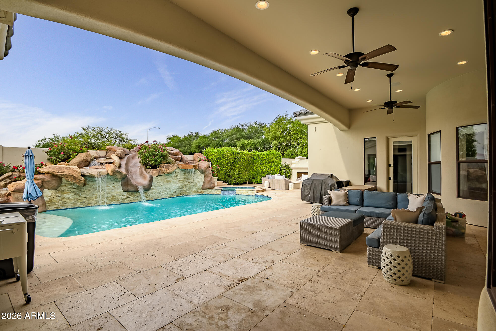 HERMOSA VISTAS - Residential