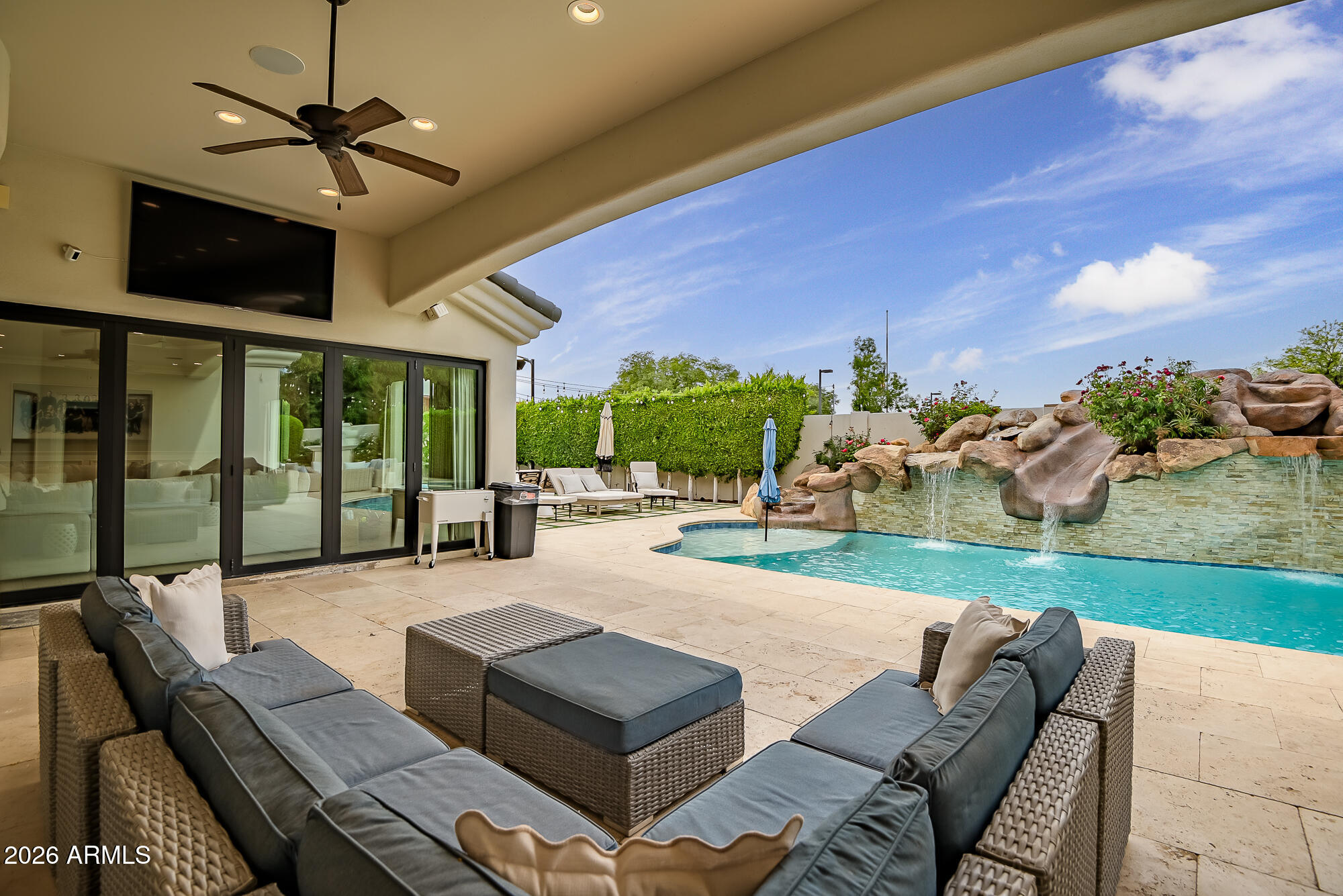 HERMOSA VISTAS - Residential