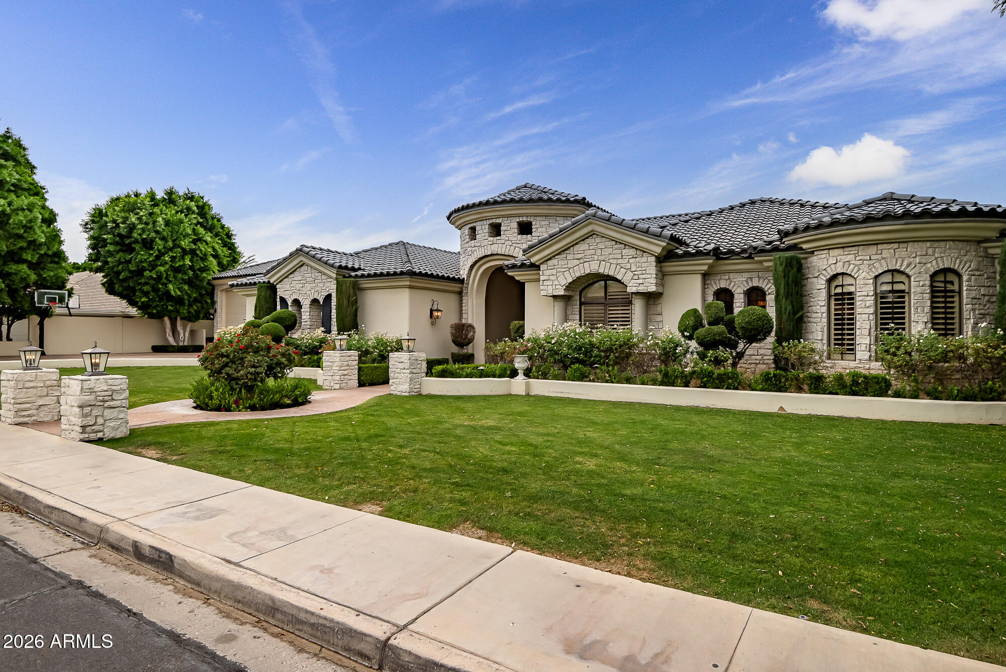 HERMOSA VISTAS - Residential