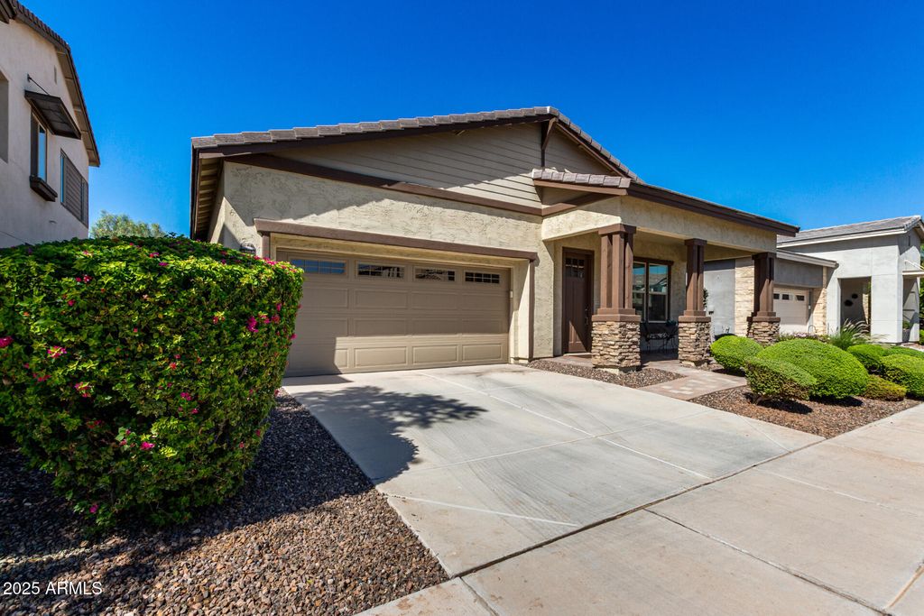 Photo of 3070 S Jasmine Drive, Chandler, AZ 85286 (MLS # 6925247)