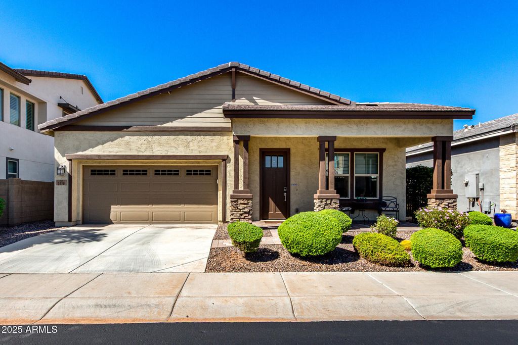 Photo of 3070 S Jasmine Drive, Chandler, AZ 85286 (MLS # 6925247)