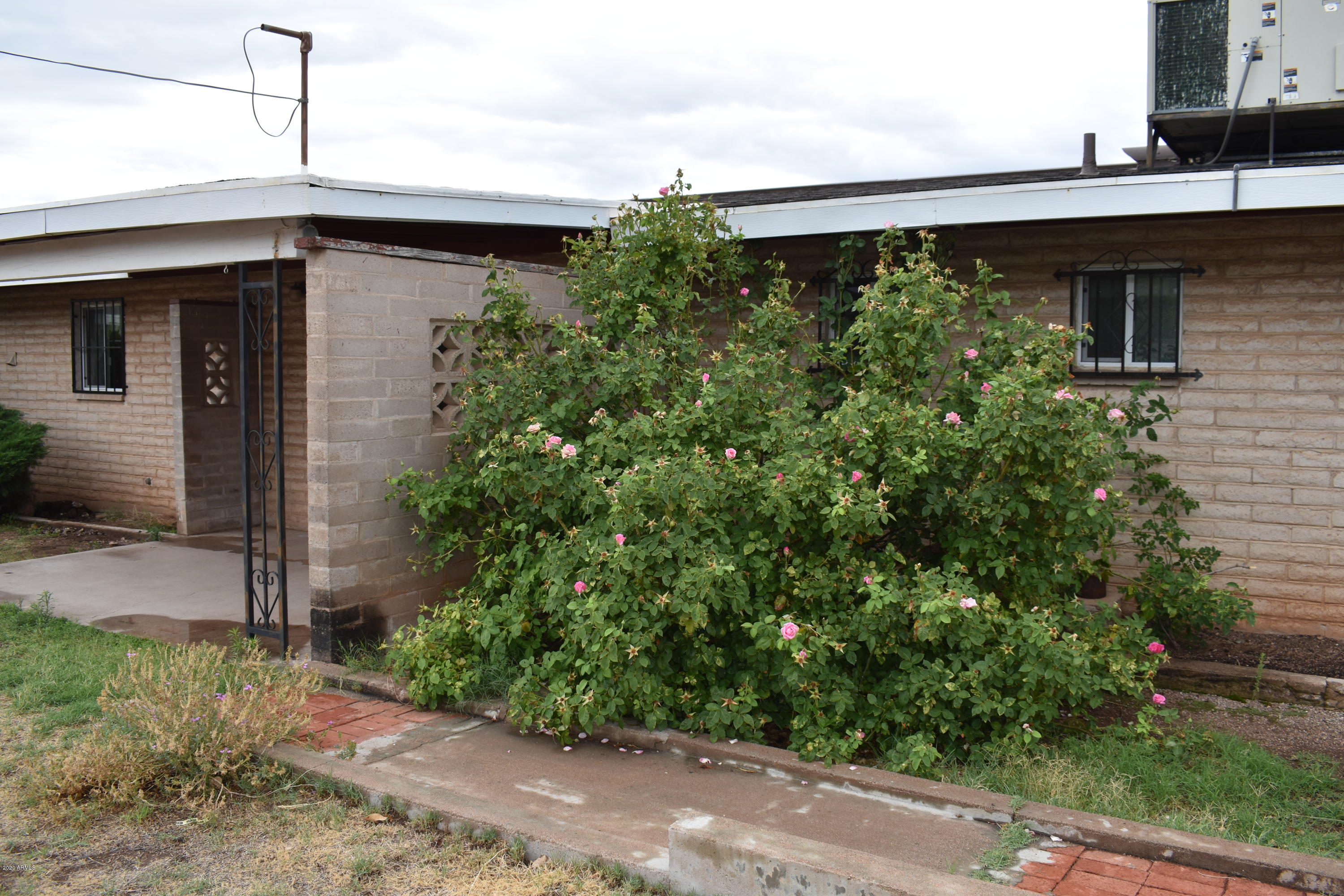 MOUNTAIN RANCH ESTATES UNIT 1 - Residential