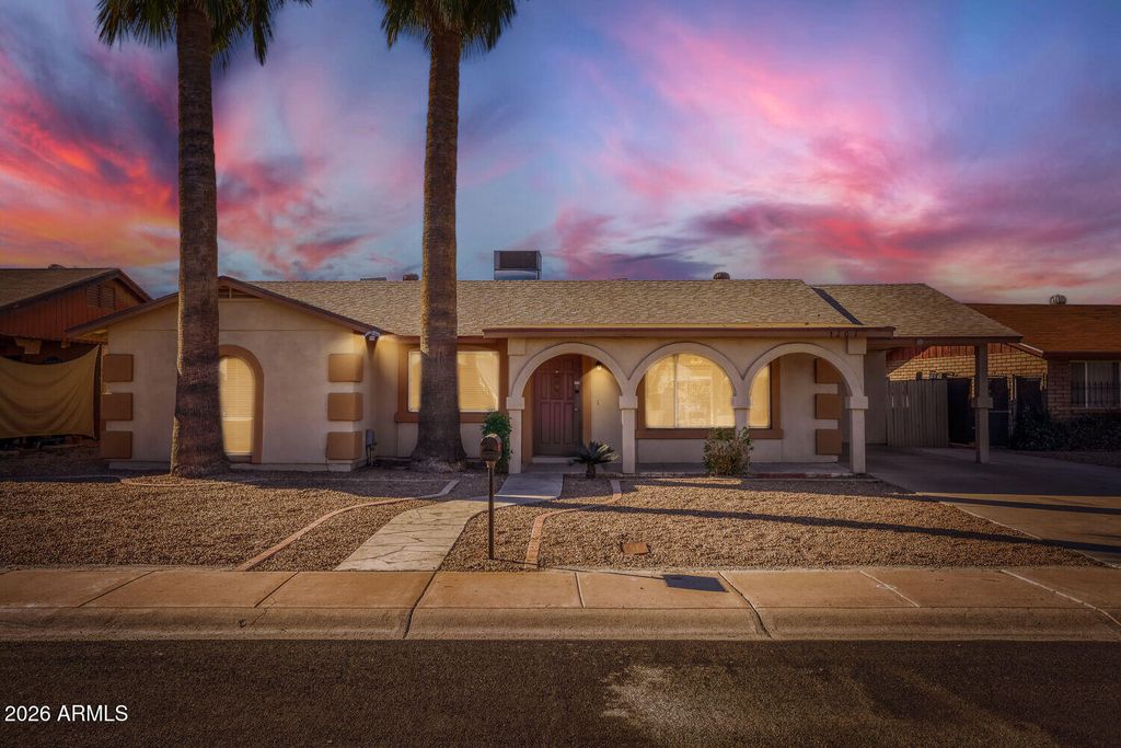 Photo of 7201 W Rose Lane, Glendale, AZ 85303 (MLS # 7001474)