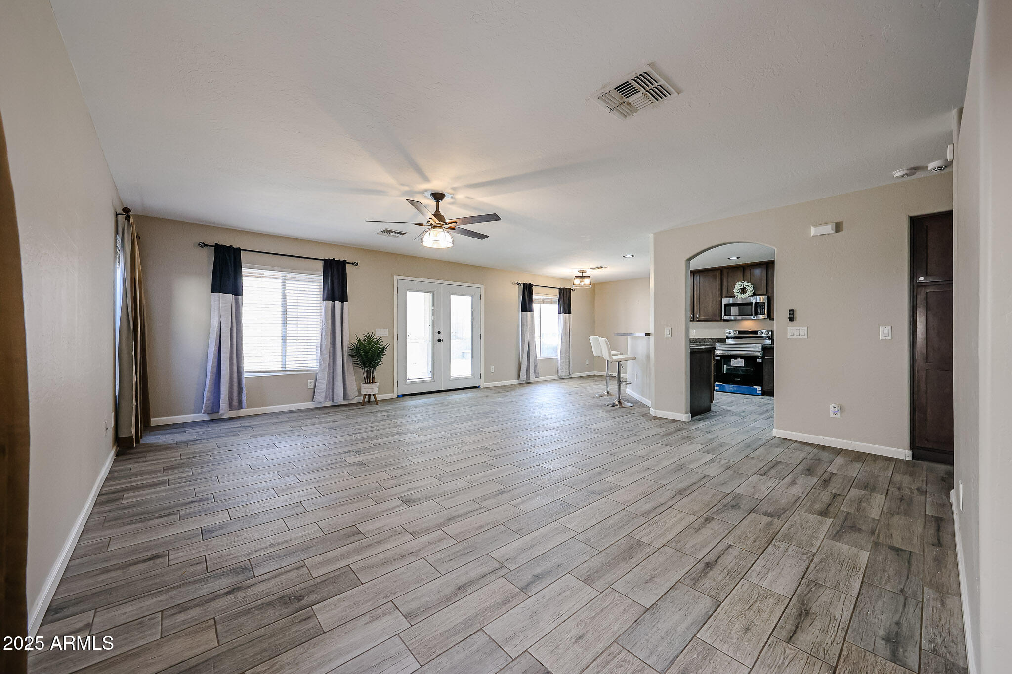 22036 W SOLANO Drive