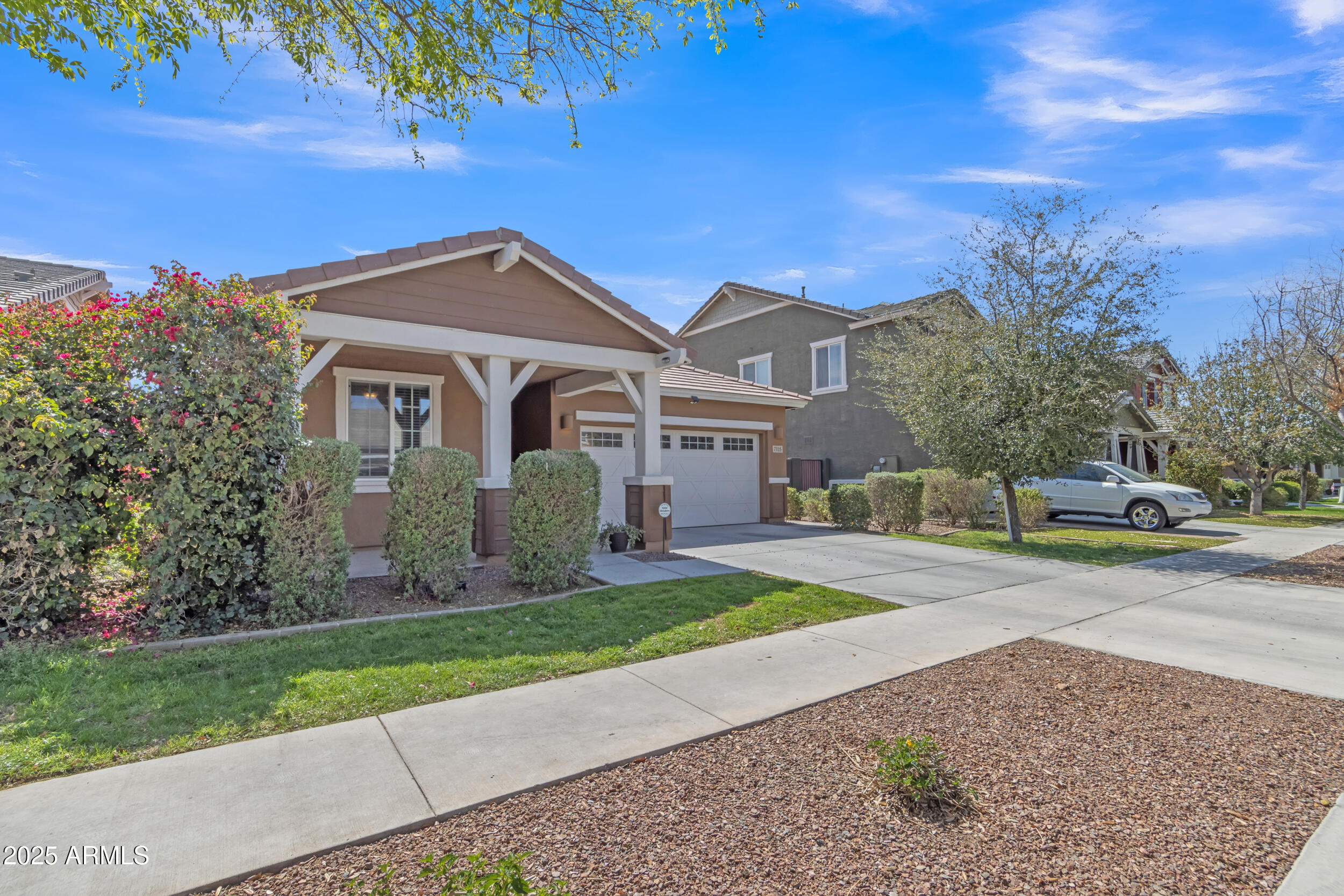 7115 E Olla Avenue