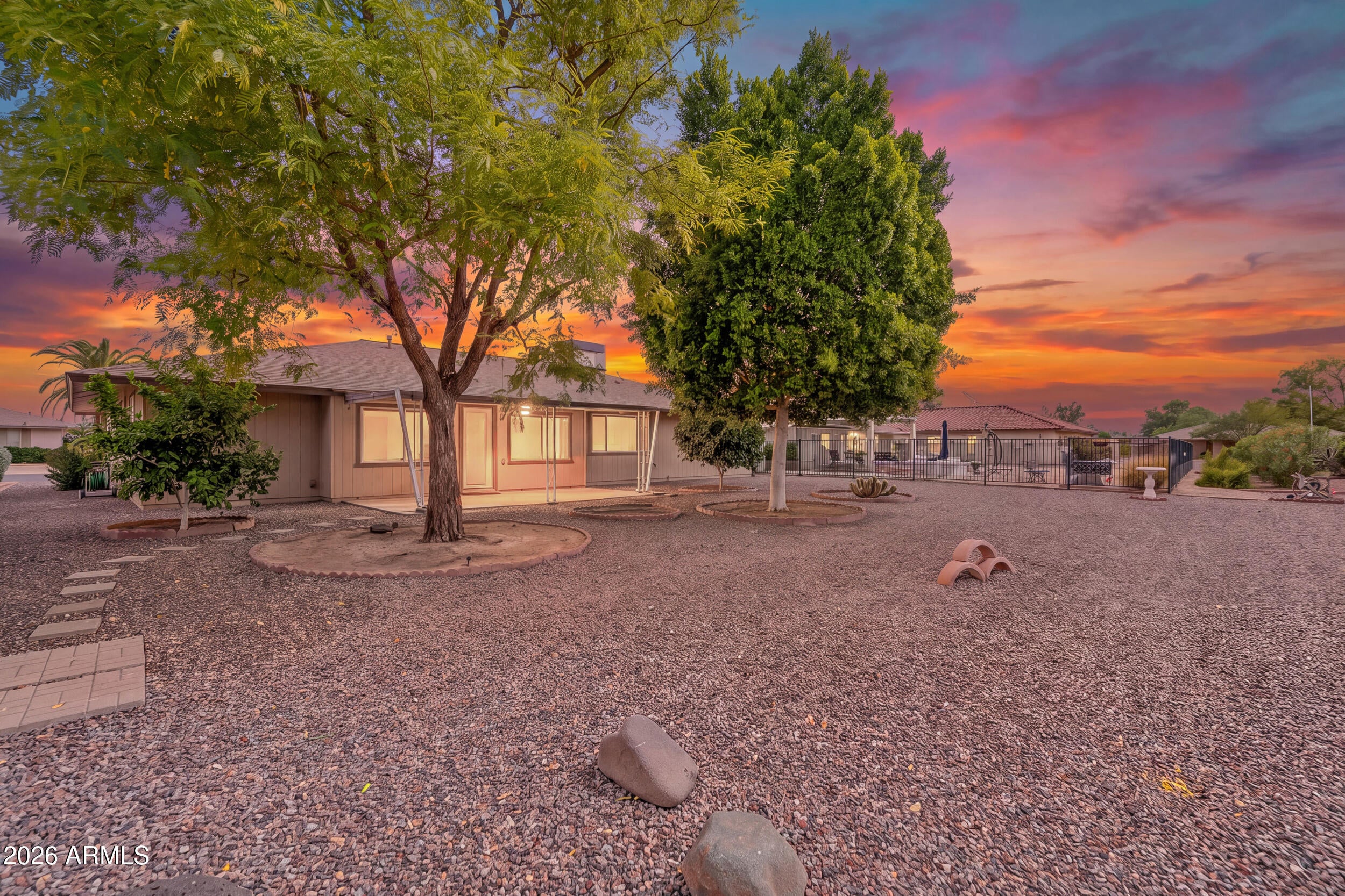 10321 W PLEASANT VALLEY Road