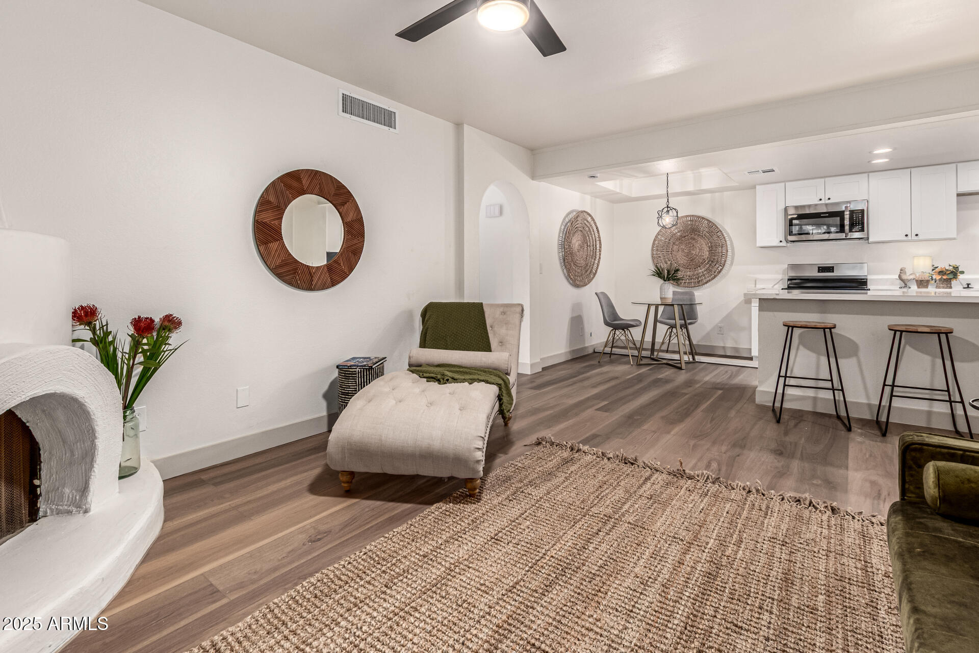 7557 N DREAMY DRAW Drive 167