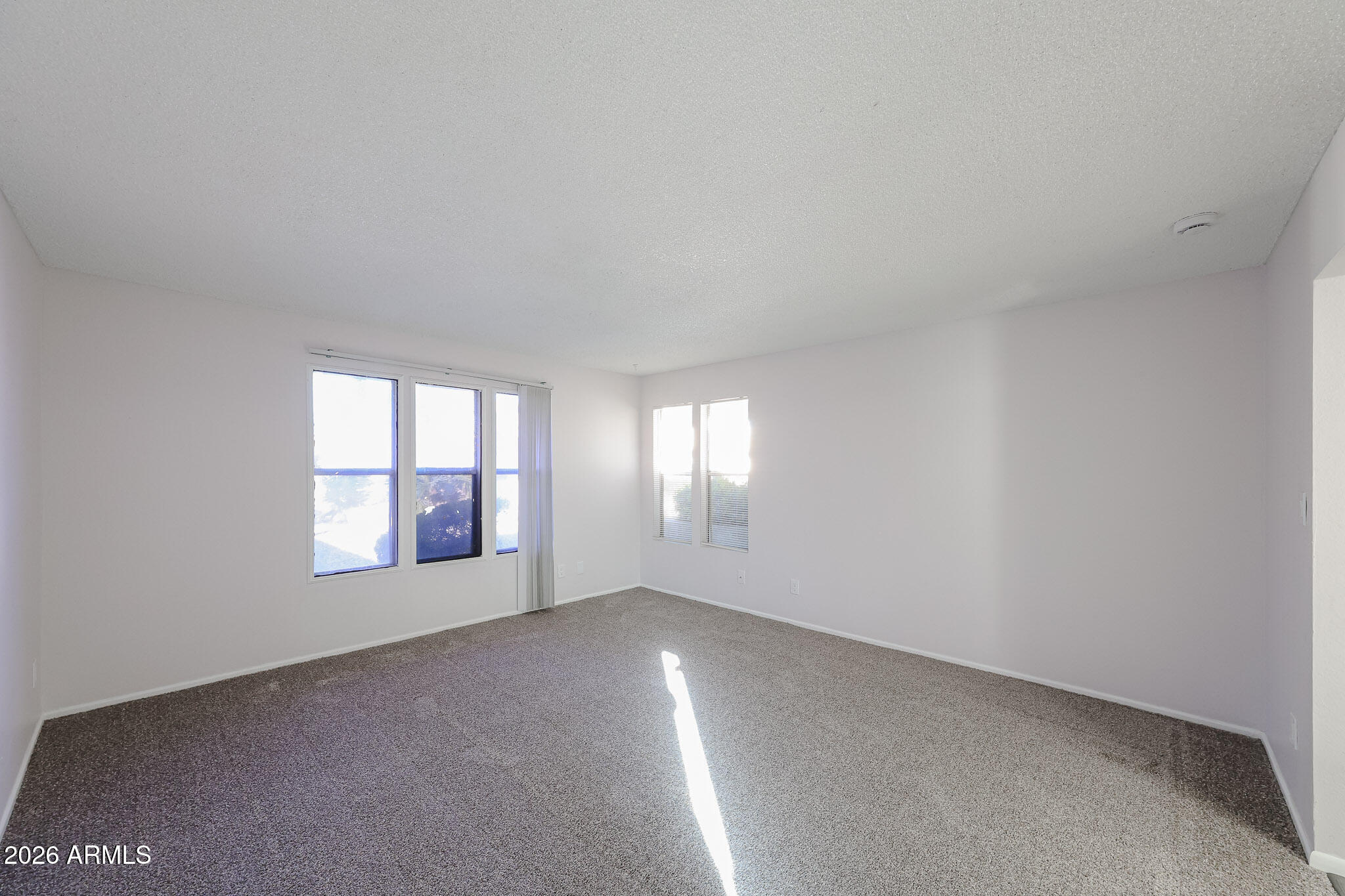 2544 W CAMPBELL Avenue 23