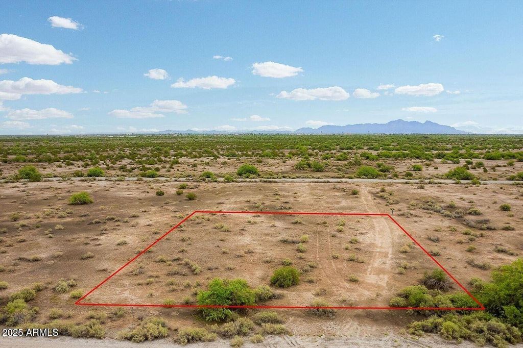 Photo of 3215 N Indian Trail Road #13, Eloy, AZ 85131 (MLS # 6910194)