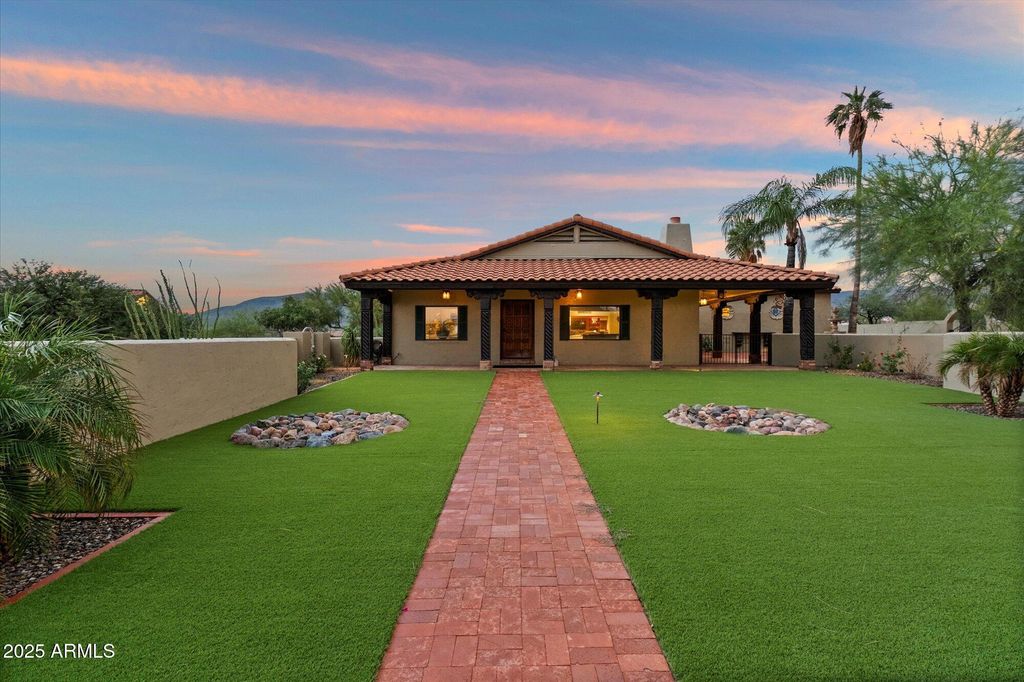 Photo of 6040 E Fleming Springs Road, Cave Creek, AZ 85331 (MLS # 6941131)