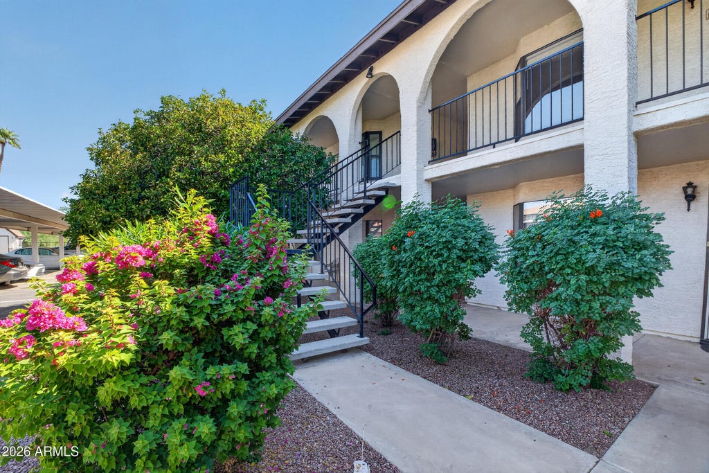 Photo of 3270 S Goldfield Road #121, Apache Junction, AZ 85119 (MLS # 7091460)